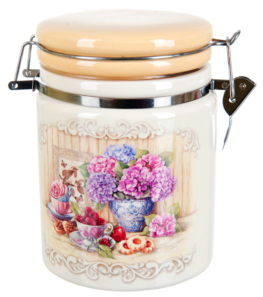 Банка для сыпучих продуктов Polystar Sweet Home, 850 млVT-1520(SR) Банка для сыпучих продуктов Polystar Sweet Home, 850 млVT-1520(SR)Банка для сыпучих продуктов Polystar Sweet Home изготовлена из прочной доломитовой керамики, покрытой слоем сверкающей гладкой глазури. Изделие оформлено красочным изображением. Банка прекрасно подойдет для хранения различных сыпучих продуктов: чая, кофе, сахара, круп и многого другого. Благодаря силиконовой прослойке и бугельному замку, крышка герметично закрывается, что позволяет дольше сохранять продукты свежими. Изящная емкость не только поможет хранить разнообразные сыпучие продукты, но и стильно дополнит интерьер кухни.