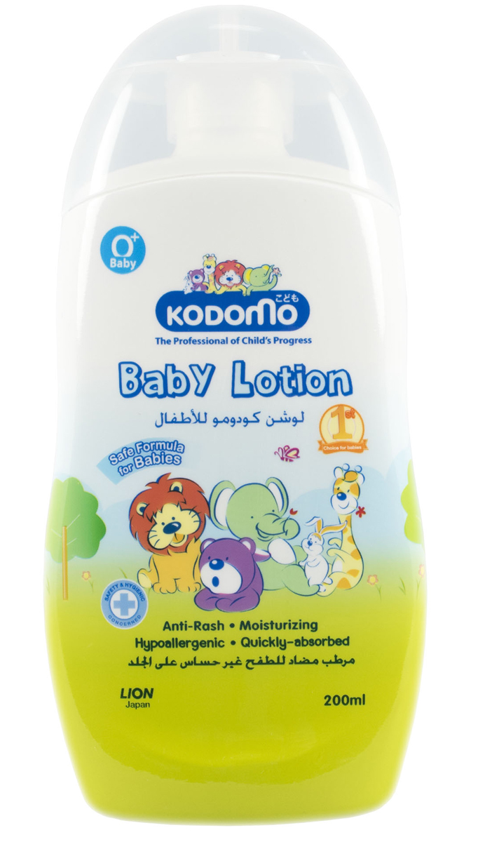 LionThailand Kodomo Присыпка детская жидкая 200 мл5010777139655 LionThailand Kodomo Присыпка детская жидкая 200 мл5010777139655Абсолютно безопасная детская присыпка делает кожу малыша нежной и гладкой. Витамин Е, алоэ и хитозан делают присыпку эффективным абсорбентом, смягчая кожу и успокаивая раздражение, а аллантоин предохраняет кожу от появления сыпи. Благодаря тому, что средство не распыляется, оно не попадает в дыхательную систему ребенка. Для детей от 3-х лет.Товар сертифицирован