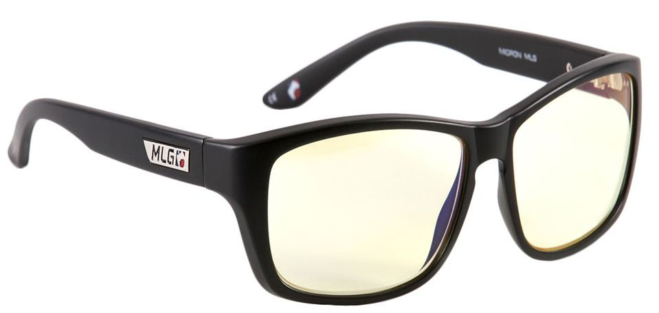 Gunnar Optiks MLG Micron компьютерные очкиINT-06501 Gunnar Optiks MLG Micron компьютерные очкиINT-06501Классический дизайн оправы в сочетании с современной технологией станет незаменимым оружием в игре. Модель MICRON оснащена специально-разработанными металлическими петлями, что создаёт дополнительную прочность при длительном ношении. Легкая конструкция оправы и сбалансировано-распределенный вес гарантируют комфорт при длительном ношении без точек давления на переносицу и усталости глаз.Ширина линзы: 59 мм.Мостик носа: 18 мм.Длина дужки: 132 мм.Вес: 35 гр. (без упаковки)