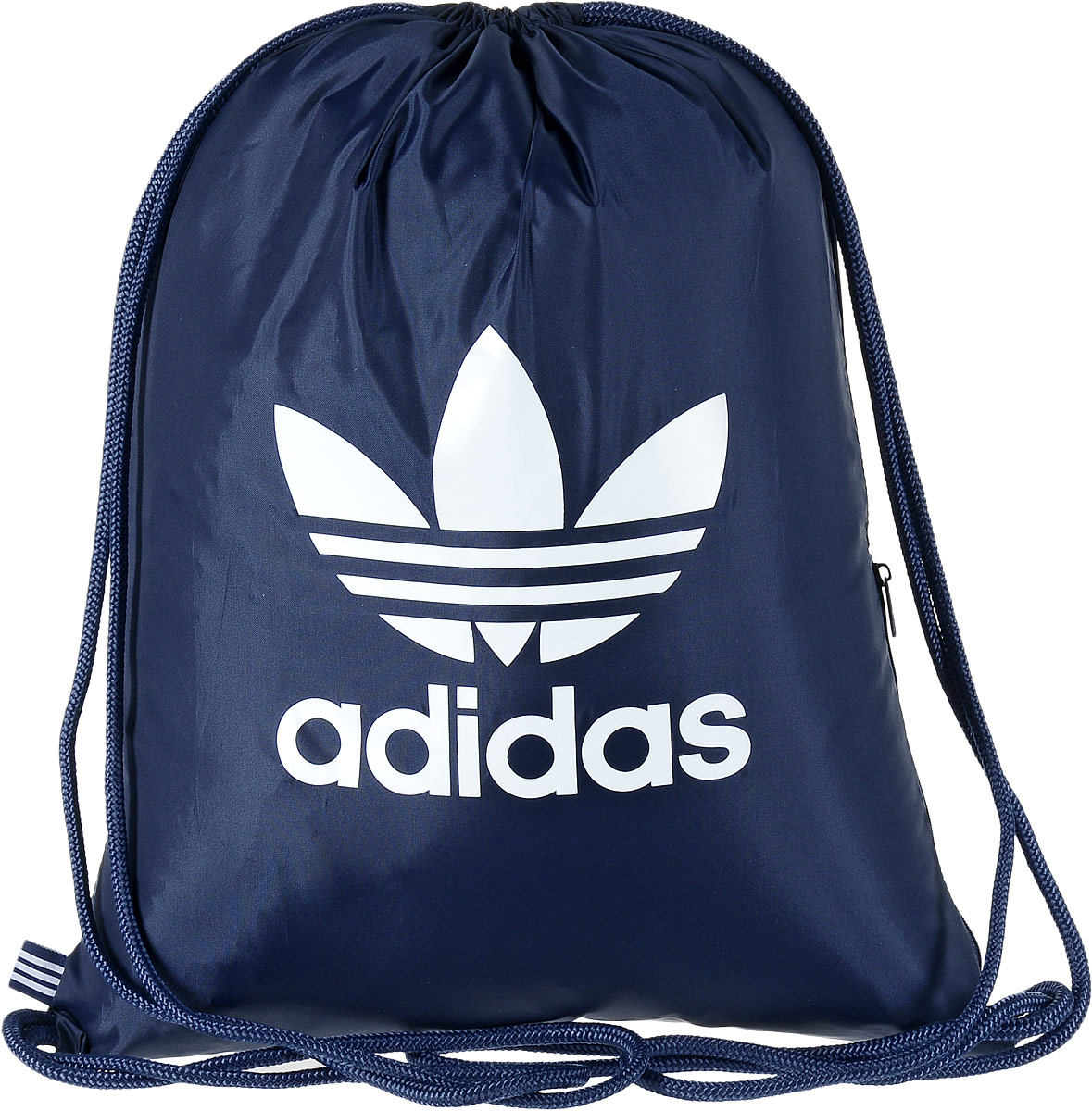 Рюкзак спортивный Adidas Trefoil, цвет: темно-синий, 23 л. BK6727RivaCase 8460 black Рюкзак спортивный Adidas Trefoil, цвет: темно-синий, 23 л. BK6727RivaCase 8460 blackСтильный спортивный рюкзак Adidas Trefoil выполнен из полиэстера и оформлен символикой бренда. Изделие имеет одно основное отделение, которое закрывается с помощью затягивающего шнурка. С внутренней стороны изделие оснащено удобной ручкой для переноски. Снаружи, с одной из боковых сторон находится прорезной карман на застежке-молнии. Веревочные завязки можно использовать как наплечные лямки. Стильный и функциональный рюкзак поместит все необходимое.