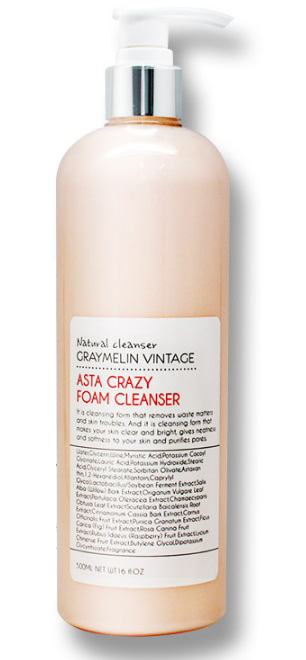 Graymelin, Очищающая пенка, Asta Crazy Foam Cleanser, 500 млFS-00897 Graymelin, Очищающая пенка, Asta Crazy Foam Cleanser, 500 млFS-00897Экстракт шиповника – один из основных компонентов средства, богатый астаксантином, обладает сильным антиоксидантным и восстанавливающим действием. Запатентованный комплекс из ягод ярко красного цвета (экстракты ягод шиповника, малины, граната, личи, фиги и экстракт вина) придает эластичность, смягчает и успокаивает кожу. Густая упругая пена хорошо растворяет и бережно очищает кожу от различных загрязнений: остатки макияжа, омертвевшие клетки, излишнее кожное сало. Пенка для умывания смягчает и делает кожу чистой и сияющей. Нормализует pH баланс.