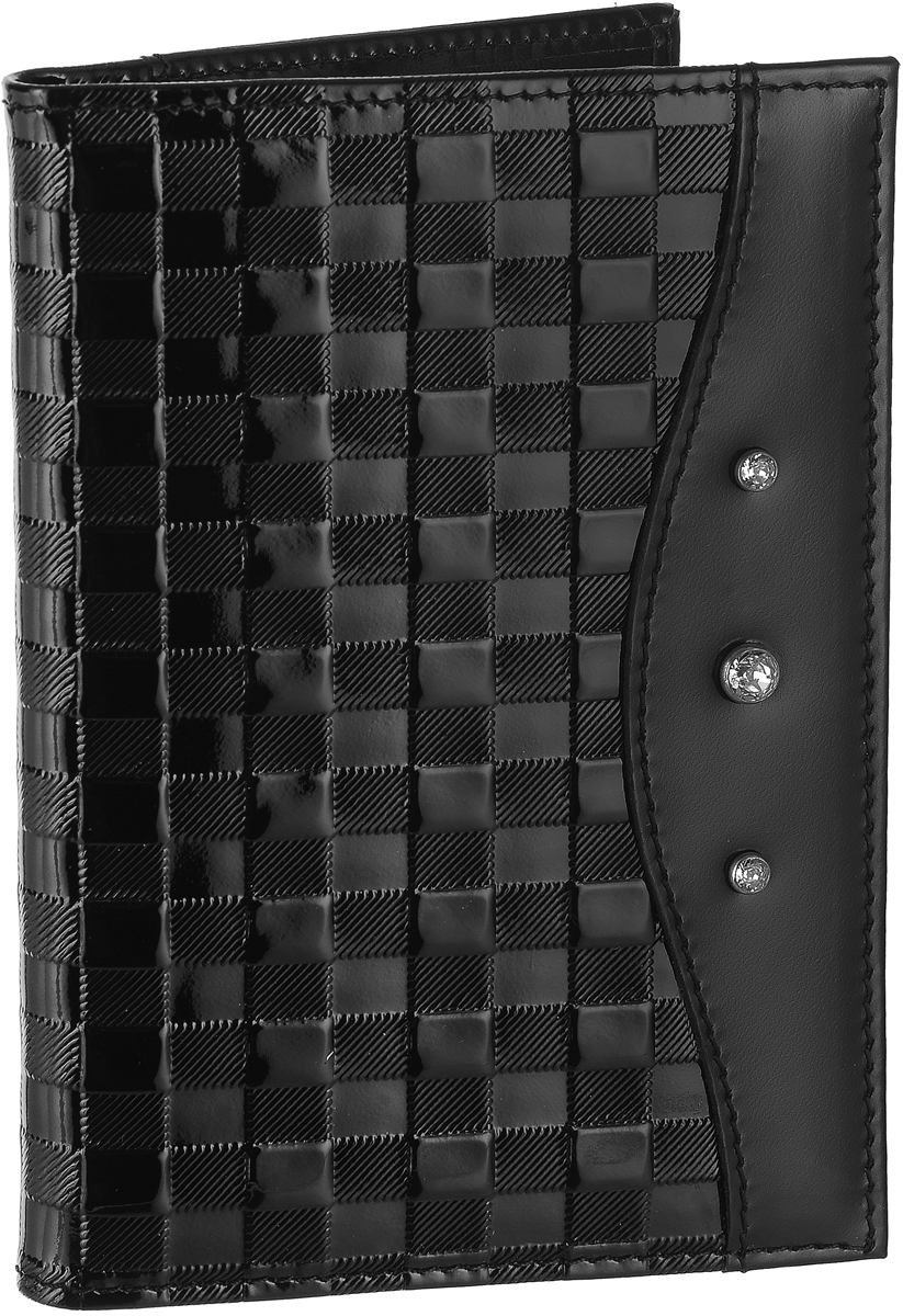 Бумажник водителя женский Elisir Bottega black, цвет: черный. EL-LK269-BV0013-000EL-LK269-BV0013-000 Бумажник водителя женский Elisir Bottega black, цвет: черный. EL-LK269-BV0013-000EL-LK269-BV0013-000Бумажник водителя Elisir Bottega black выполнен из натуральной кожи и декорирован кристаллами Swarovski. Изделие содержит четыре кармана для кредитных карт, два открытых кармана и блок из прозрачного пластика для автодокументов.