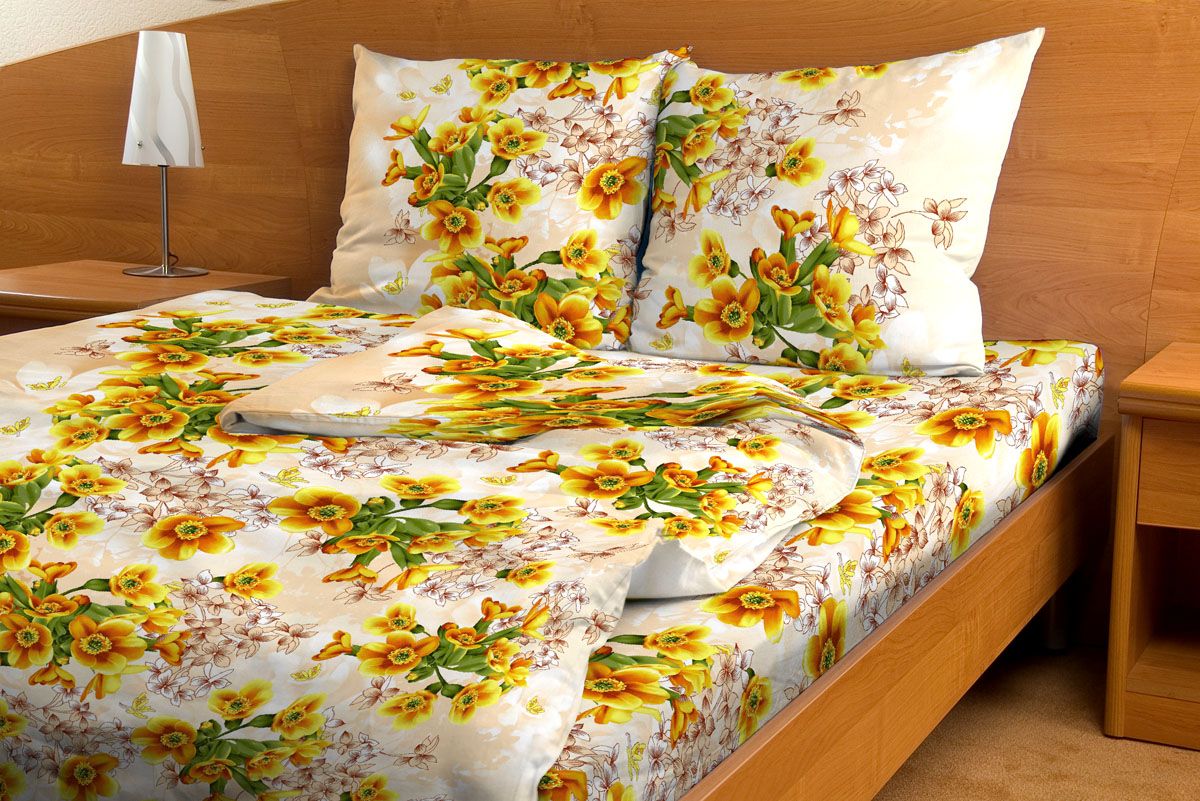 Комплект белья Amore Mio Vanilla, 1,5-спальный, наволочки 70x70, цвет: желтый, зеленый, бежевыйRC-100BWC Комплект белья Amore Mio Vanilla, 1,5-спальный, наволочки 70x70, цвет: желтый, зеленый, бежевыйRC-100BWCКомплект постельного белья Amore Mio является экологически безопасным для всей семьи, так как выполнен из бязи (100% хлопок). Постельное белье оформлено оригинальным рисунком и имеет изысканный внешний вид.Легкая, плотная, мягкая ткань отлично стирается, гладится, быстро сохнет. Комплект состоит из пододеяльника, простыни и двух наволочек.