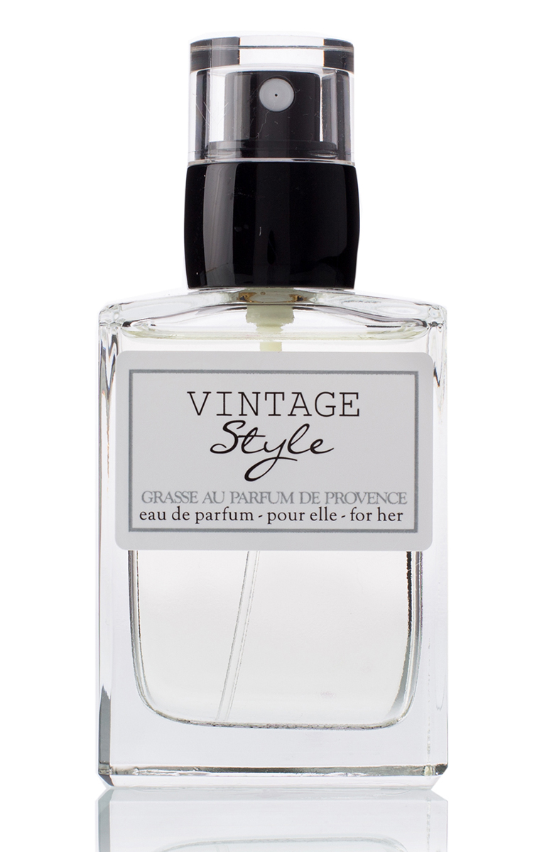 Grasse Au Parfum Парфюмерная вода Vintage Style 30 мл28032022 Grasse Au Parfum Парфюмерная вода Vintage Style 30 мл28032022Женственный, очаровывающий и стильный аромат для леди, обожающей моду прошлого века. Нежная и элегантная, она идеально передает силу и хрупкость женственности.