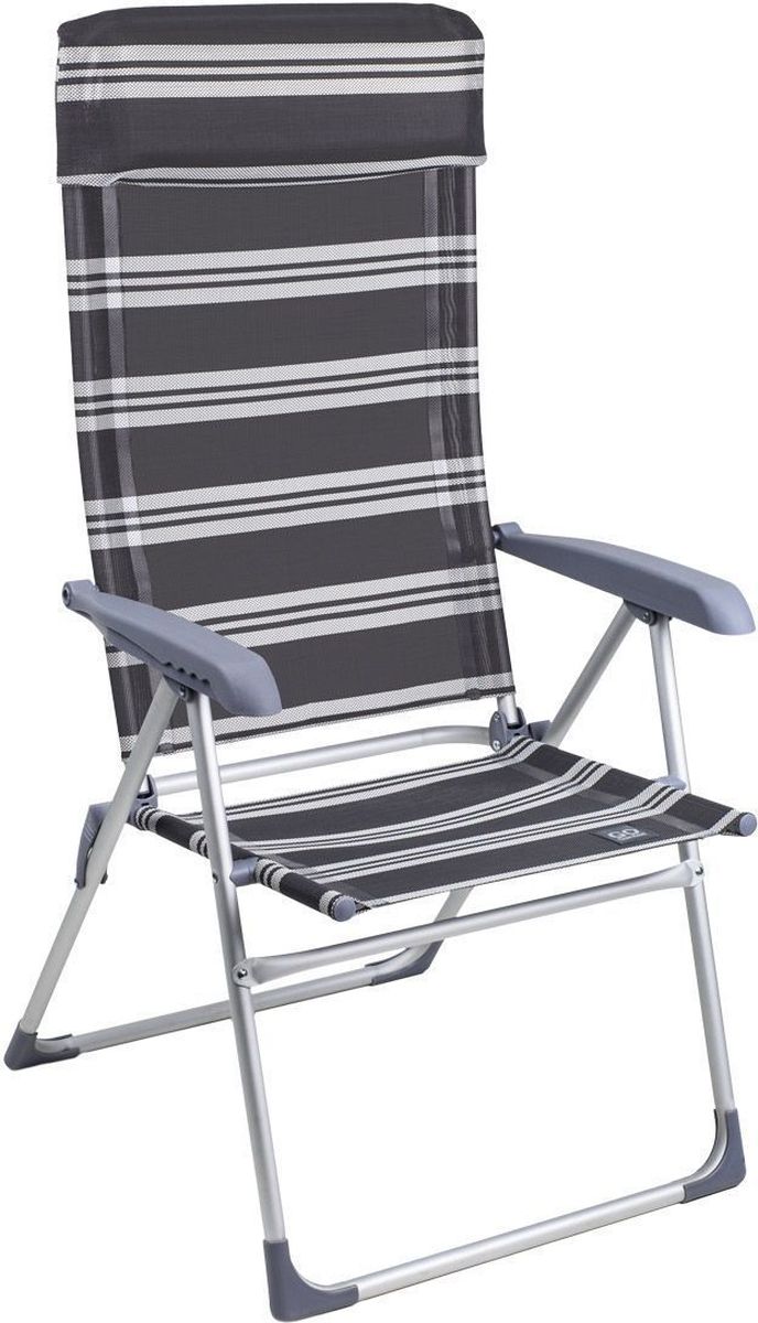 Кресло складное GoGarden Sunset Deluxe, 4-позиционная регулировка, 62 х 58 х 116 смAS 25 Кресло складное GoGarden Sunset Deluxe, 4-позиционная регулировка, 62 х 58 х 116 смAS 25Садовое кресло GoGarden Sunset Deluxe достаточно большого размера, с хорошей поддержкой спины и головы, за счет высокой спинки и мягкого подголовника.Удобные подлокотники из высококачественного пластика, фурнитура отличного качества, улучшенный механизм регулировки спинки.4-х позиционная регулировка наклона спинки позволяет принять наиболее комфортное положение. Материал сиденья TEXTILENE устойчив к ультрафиолетовому излучению и образованию плесени. Благодаря своей структуре материал не впитывает влагу, быстро сохнет и очень простой в уходе. Кресло можно хранить на открытом воздухе в течение всего сезона. В сложенном состоянии занимает мало места.Сиденье не имеет поперечной рамы, что обеспечивает комфорт при длительном использовании. Конструкция ножек препятствует проваливанию кресла в землю и песок.Кресло GoGarden Sunset Deluxe оставит отличную пару модели Sunrise DELUXE в линейке дачной мебели GoGarden. Рама кресла выполнена из высококачественного 22 мм алюминия, а подлокотники из пластика.Размер в разложенном виде: 62 х 58 х 116 см.Размер в сложенном виде: 100 х 58 х 12 см.Вес: 3,45 кг. Максимальная нагрузка: 100 кг.