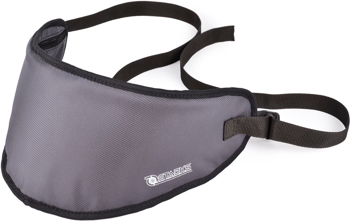 Сумка для визора Starks Visor Bag, цвет: серый95940-905 Сумка для визора Starks Visor Bag, цвет: серый95940-905Сумка Starks Visor Bag предназначена для безопасной перевозки запасного стекла/визора для шлема.Внутренняя часть убережет от потертостей и царапин во время эксплуатации.Внутренний ворс, обеспечит дополнительную полировку поверхности стекла. Удобно располагается подмышкой, не причиняет дискомфорт.Безопасно от потери в дороге.Прочная ткань защити от летящих камешков и песка в дороге.