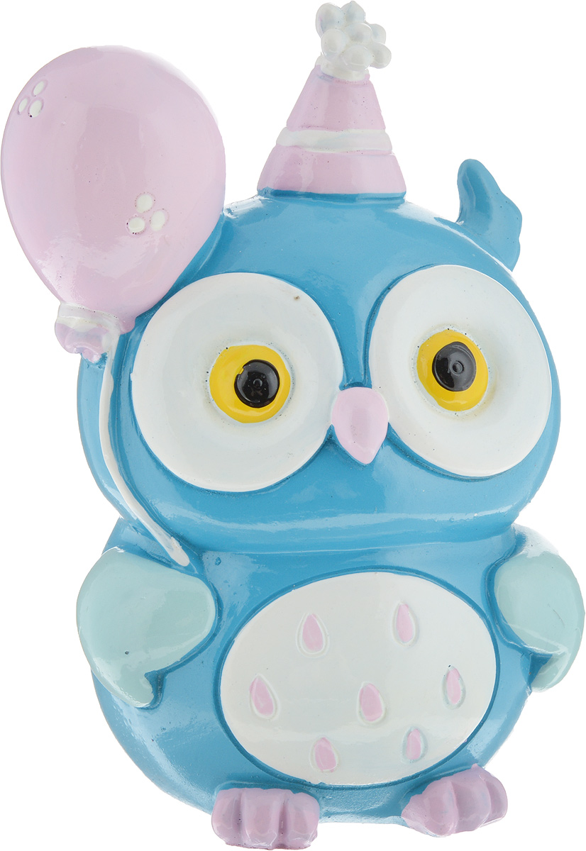 Копилка декоративная Magic Home Совушка с шариком. 44425RG-D31S Копилка декоративная Magic Home Совушка с шариком. 44425RG-D31SОригинальная копилка Совушка с шариком, выполненная из полирезины, станет великолепным украшением интерьера и вызовет улыбку у каждого, кто ее увидит. Деньги из копилки вынимаются при помощи резинового клапана, расположенного на дне копилки.Копилка - это оригинальный и нужный подарок на все случаи жизни. Размер копилки: 9 х 7,8 х 12,6 см.