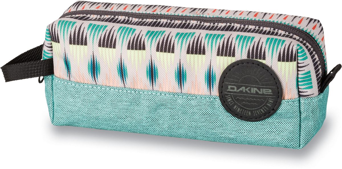 Сумка для аксессуаров женская Dakine Accessory, цвет: мятный, мультиколор, 0,3 лГризли Сумка для аксессуаров женская Dakine Accessory, цвет: мятный, мультиколор, 0,3 лГризлиСумка для аксессуаров Dakine Accessory выполнена из полиэстера и застегивается на молнию. Можно использовать в качестве пенала, косметички, сумочки для проводов.