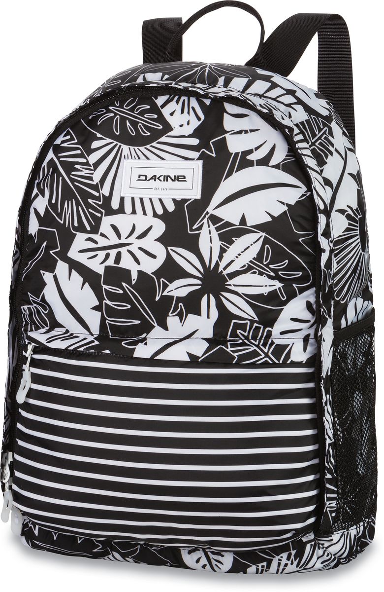 Рюкзак женский Dakine Stashable Backpack, цвет: белый, черный, 20 л00127342 8350471 Рюкзак женский Dakine Stashable Backpack, цвет: белый, черный, 20 л00127342 8350471Удобный для транспортировки женский рюкзак Dakine Stashable Backpack выполнен из полиэстера и складывается в компактный чехол. Модель с одним отделением застегивается на молнию. Передняя стенка дополнена объемным карманом на молнии, боковые стороны - сетчатыми карманами. Широкие лямки регулируется по длине.