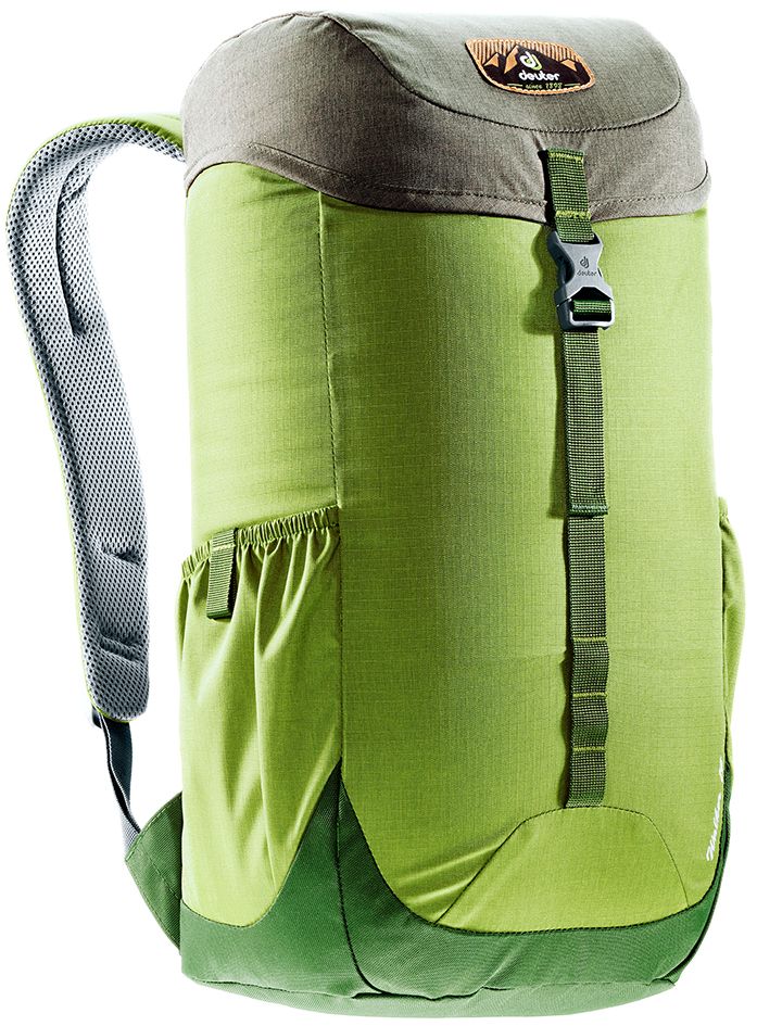 Рюкзак Deuter Walker 16, цвет: оливковый, хаки, 16 лRivaCase 8460 black Рюкзак Deuter Walker 16, цвет: оливковый, хаки, 16 лRivaCase 8460 blackКомпактный, спортивный рюкзак идеально подходит для людей, предпочитающих пешие прогулки. Система подвески AirComfort с великолепной вентиляцией и легкие материалы в конструкции делают рюкзак настолько удобными, что вы забудете, что у вас за спиной рюкзак.Особенности: Спинка Airstripes для великолепной вентиляции; Очень комфортные, эргономичные, с мягкими краями плечевые лямки; Отделение для документов; Карабин для ключей; Боковые карманы с эластичным, растягивающимся краем; Внутренний карман для ценных вещей (Walker 16 & 20). Размер рюкзака: 46 х 26 х 19.