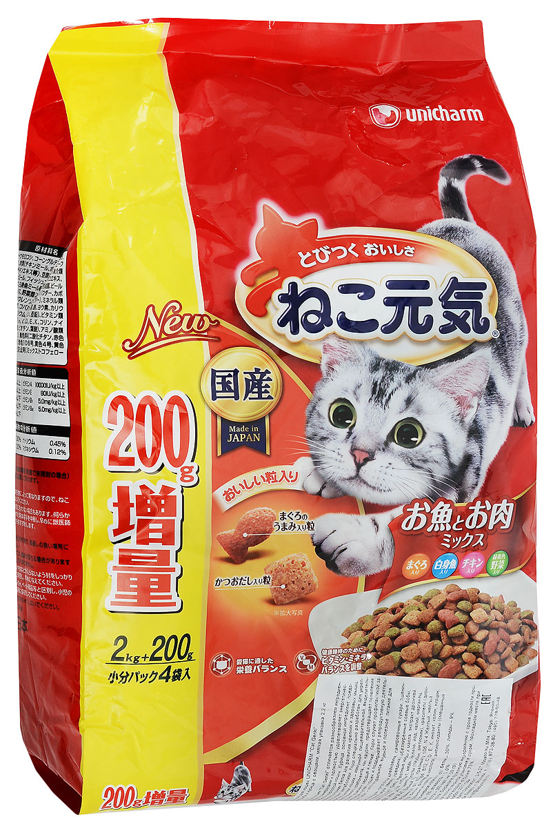 Корм сухой Unicharm Cat Genki для взрослых кошек, с тунцом, белой рыбой, курицей и овощами, 2,2 кг0120710 Корм сухой Unicharm Cat Genki для взрослых кошек, с тунцом, белой рыбой, курицей и овощами, 2,2 кг0120710Сухой корм для взрослых кошек Unicharm Cat Genki отличается разнообразием ингредиентов, богатых витаминами и минералами и полностью удовлетворяет энергетические и пищевые потребности взрослой кошки. Курица, основной ингредиент, представляет собой изысканный источник белка для развития крепких и здоровых мышц, а содержание тунца улучшает метаболизм. Корм специально разработан для укрепления основных защитных систем кошки - иммунной, пищеварительной, выделительной. содержание такого важного компонента, как таурин, предотвращает появление проблем зрения у кошки, защищает сердце и легкие. Корм служит профилактикой заболеваний мочевыводящих путей у кошек и поддерживает репродуктивную деятельность животного. Unicharm Cat Genki - это натуральное, вкусное и полезное питание для вашего питомца.Товар сертифицирован.