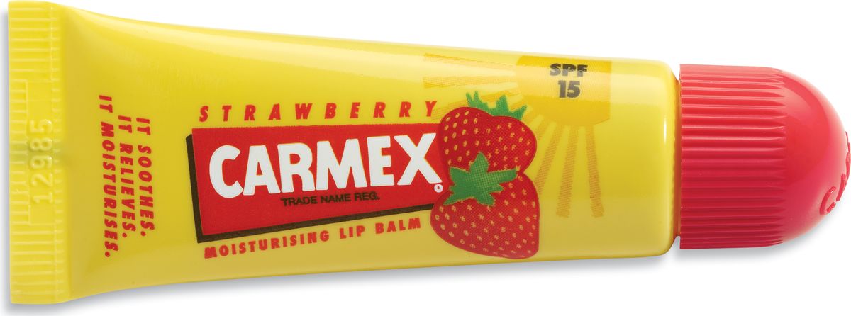 Carmex Бальзам для губ с ароматом клубники с защитой от воздействия ультрафиолета SPF15, туба в блистереFS-00897 Carmex Бальзам для губ с ароматом клубники с защитой от воздействия ультрафиолета SPF15, туба в блистереFS-00897Солнцезащитный и увлажняющий бальзам для губ CARMEX, SPF 15 с запахом клубники