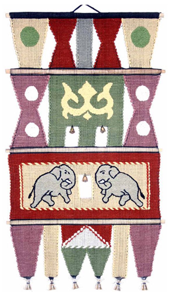 Коврик декоративный India Cotton, 45 х 75 см. 409ALPARADIS I 75013-5C ANTIQUE Коврик декоративный India Cotton, 45 х 75 см. 409ALPARADIS I 75013-5C ANTIQUEКоврик декоративный ручной работы.Произведен в деревнях Индии, с вековыми традициями в изготовлении хлопковых изделий.Служит идеальным украшением Вашего интерьера, отличный подарок по любому случаю. Этнический оберег, колокольчиками отгоняющий зло и привлекающий блага.Изделия ручной работы могут немного отличаться от товара, представленного на фото, например, цветовыми нюансами, отделкой.Внимание: коврик не подлежит стирке!