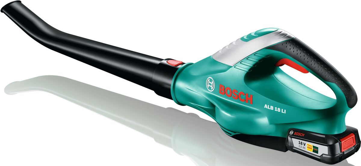 Аккумуляторная воздуходувка Bosch ALB 18 LI, 1 АКБ. 06008A050180663 Аккумуляторная воздуходувка Bosch ALB 18 LI, 1 АКБ. 06008A050180663Преимущества изделия:Полная свобода движения: литиево-ионный аккумулятор 18 В обеспечивает максимальную мобильность при очистке всего сада.Малый вес: комфортная работа благодаря эргономической форме и малому весу – всего 1,8 кг.Полная мощность: скорость потока 210 км/ч для легкого удаления листьев с террасы и других участков сада.Высокая производительность. Макс. скорость воздушного потока 210 км/ч – полная мощь для уборки террас и садовых участков средней площадиМалый вес. Вес всего 1,8 кг - делает нагрузку на руки при работе минимальнойРучка с мягкой накладкой для комфортной работы в любом положенииЭкономия места при хранении благодаря съемной трубеОдин аккумулятор для всех электроинструментов и садовой техники Bosch 18 В. Обзор технических характеристик:Напряжение аккумулятора: 18 ВЁмкость аккумулятора: 2,5 А/чСкорость потока воздуха: 210 км/чВремя зарядки аккумулятора: 1 чВремя работы аккумулятора: до 17 минВес: 1,8 кг. Комплектация:Аккумуляторный блок PBA 18 В 2,5 А/ч W-BКомпактное быстрозарядное устройство AL 1830 CV
