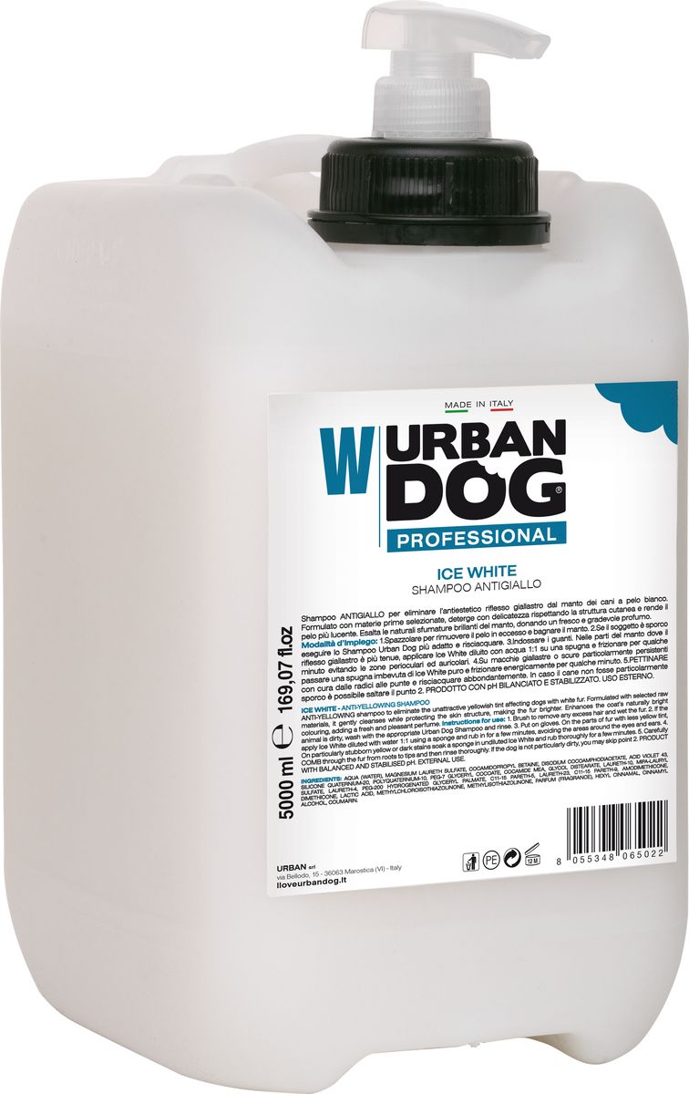 Шампунь для собак Urban Dog, Ice White, от пожелтения шерсти, 5 л0120710 Шампунь для собак Urban Dog, Ice White, от пожелтения шерсти, 5 л0120710Шампунь ОТ ПОЖЕЛТЕНИЯ удаляет некрасивый желтоватый оттенок с шерстного покрова собак белого окраса. Применение: 1. Расчесать, чтобы удалить лишнюю шерсть, намочить шерсть. 2. Если животное грязное, вымыть его наиболее подходящим шампунем Urban Dog (Mini, Short, Long) и смыть. 3. Надеть перчатки. На участки шерсти, где эффект пожелтения менее выражен, нанести Ice White, разбавленный водой в соотношении 1:1, с помощью губки и массировать несколько минут, избегая области вокруг глаз и ушей. 4. На желтые или темные особо стойкие пятна нанести с помощью губки Ice White в неразбавленном виде и энергично массировать в течение нескольких минут. 5. Тщательно РАСЧЕСАТЬ от корней к концам и смыть большим количеством воды. Если собака не имеет особых загрязнений, пункт 2 можно пропустить. ДЛЯ НАРУЖНОГО ПРИМЕНЕНИЯ.