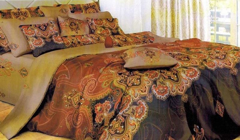 Комплект белья МарТекс, евро, наволочки 50х70, 70х70. 01-1122-3100-49000000-60 Комплект белья МарТекс, евро, наволочки 50х70, 70х70. 01-1122-3100-49000000-60Комплект постельного белья МарТекс, выполненный из микрополиэстера, состоит из пододеяльника, простыни и четырех наволочек. Изделия оформлены оригинальным принтом. Пододеяльник на молнии.Такой комплект подойдет для любого стилевого и цветового решения интерьера, а также создаст в доме уют.