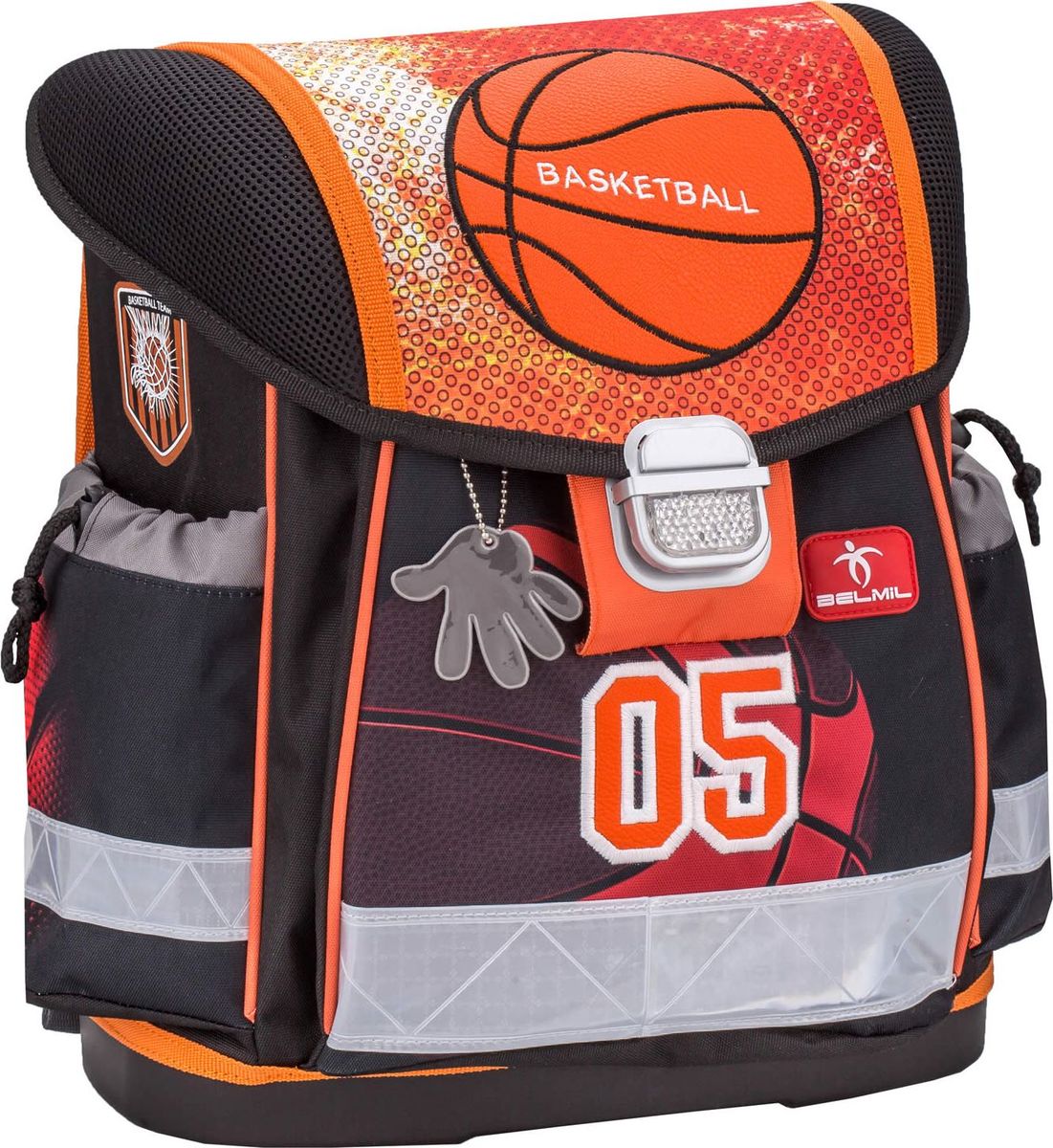 Belmil Ранец школьный для мальчика Classy Basketball72523WD Belmil Ранец школьный для мальчика Classy Basketball72523WDРанец для мальчика Classy Basketball предназначен для детей младшего и среднего школьного возраста. Выполнен из современного полиуретана и имеет жесткий корпус и дно, благодаря чему ребенок не будет испытывать неудобств, которые связаны с выпирающими углами учебников. Ранец закрывается клапаном на фастексе, который препятствует проникновению влаги внутрь отделений при дожде, а по бокам имеет два кармашка для бутылки с водой на затягивающимся шнурке. Ранец имеет два отделения под клапаном и один просторный карман спереди. Эргономичная ортопедическая вентилируемая спинка с мягкими вставками из спонжа и широкие регулируемые по росту ребенка лямки обеспечат комфорт при носке, не позволят потеть спинке ребенка и сохранят здоровье позвоночника. Плотная подкладка устойчива к разрывам. Широкие светоотражающие вставки сделают ребенка заметным для автомобилистов в темное время суток и обезопасят его путь.Милый дизайн понравится понравится не только юному обладателю ранца, но и окружающим.