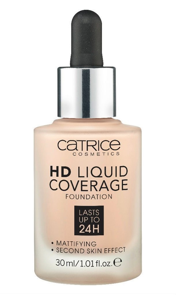 Catrice Основа тональная HD Liquid Coverage Foundation 010 Light Beige 30 млSatin Hair 7 BR730MN Catrice Основа тональная HD Liquid Coverage Foundation 010 Light Beige 30 млSatin Hair 7 BR730MNНовая тональная основа HD Liquid Coverage Foundation идеально выравнивает тон кожи и скрывает мелкие несовершенства, оставаясь при этом практически невидимой на лице даже под прицелом камеры высокого разрешения. Основа обладает ультра-легкой флюидной текстурой, которую очень легко наносить с помощью удобного аппликатора-пипетки, и высокой стойкостью – безупречный результат гарантирован минимум на сутки. Цветовая гамма линейки без труда позволит подобрать свой идеальный вариант – новинка представлена в четырех различных оттенках.