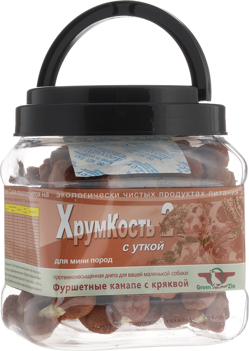 Лакомство для собак GreenQZin Хрумкость, сушеные гантельки с уткой, 750 г0120710 Лакомство для собак GreenQZin Хрумкость, сушеные гантельки с уткой, 750 г0120710Лакомство для собак GreenQZin Хрумкость изготовлено из телячьей кожи и костей в сочетании с утиным мясом. Предназначено для собак мелких пород. Основная польза данного лакомства в обеспечении организма собаки большим количеством белка и кальция. Достаточное количество кальция снижает риск сахарного диабета и рака. Мясо утки снабжает легкоусвояемым белком. Компактные по форме и полезные по содержанию кальциево-мясные косточки обязательно понравятся вашей собаке. Лакомство имеет полный набор необходимых полезных веществ. Деликатес не содержит консервантов, красителей, гормонов и антибиотиков. Не вызывает аллергий. Товар сертифицирован.