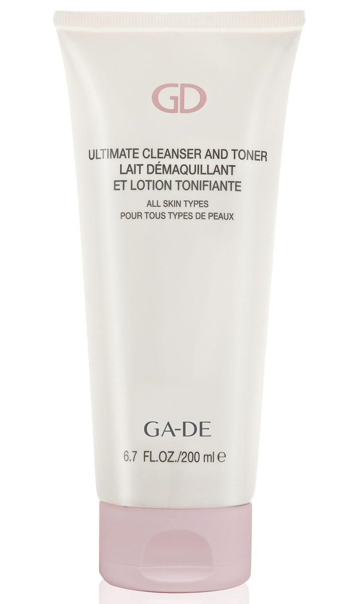 GA-DE Очищающие и тонизирующее средство Ultimate Cleanser and Toner (для всех типов кожи), 200 млFS-00897 GA-DE Очищающие и тонизирующее средство Ultimate Cleanser and Toner (для всех типов кожи), 200 млFS-00897Очищающее средство для лица 2 в 1. Формула Ultimate Cleanser & Toner содержит растительные экстракты, которые деликатно и глубоко очищают вашу кожу лица, удаляя пыль и остатки макияжа. Кроме превосходного очищения, легкое молочко также помогает улучшить микроциркуляцию кожи, повышая ее общий тонус, хорошо питает и увлажняет. Компоненты средства предотвращают сухость и появление различных раздражений на лице.