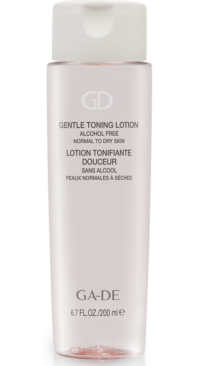 GA-DE Тоник для лица Gentle Toning Lotion (для сухой и нормальной кожи), 200 млFS-00897 GA-DE Тоник для лица Gentle Toning Lotion (для сухой и нормальной кожи), 200 млFS-00897Завершающий этап очищения. Нежный тоник на растительной основе экстрактов растений прекрасно очищает и тонизирует кожу, придавая естественное сияние кожи. Восстанавливает гидролипидную мантию кожи. Активизирует процесс обновления клеток эпидермиса, снимает раздражение и прекрасно увлажняет кожу.