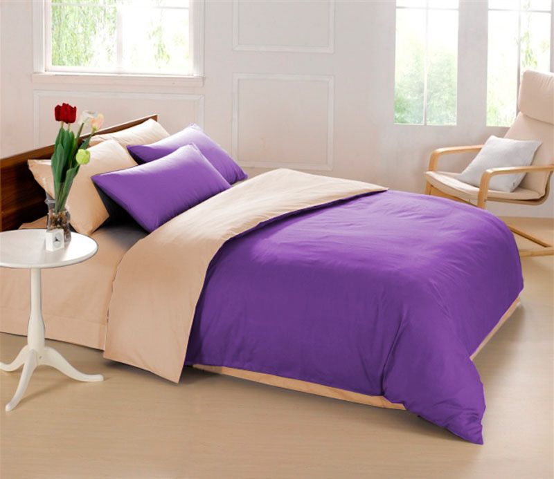 Постельное белье Sleep iX Perfection, евро, цвет: темно-фиолетовый, бежевыйS03301004 Постельное белье Sleep iX Perfection, евро, цвет: темно-фиолетовый, бежевыйS03301004Известно, что цвет напрямую воздействует на психологическое и физическое состояние человека. Специально для наших покупателей мы внесли описание воздействия каждого цвета в комплекты постельного белья Perfection.Фиолетовый – цвет мечтателей. Вызывает снижение физической активности, усиливает духовность, творчество. Цвет помогает при различных воспалительных заболеваниях, мигренях, нормализует состояние лимфатической системы.Бежевый – обладает внутренней теплотой, заряжает положительной энергетикой и способствует формированию душевной гармонии. Человек ощущает себя в окружении бежевого цвета очень спокойно.Производитель: Sleep iXМатериал: Микрофреш (100 г/м2)Состав материала: 100% микрофибраРазмер: Двуспальное (евро)Размер пододеяльника: 200х220 смТип застежки на пододеяльнике: Молния (100 см)Размер простыни: 220х240 (обычная)Размер наволочек: 50х70 и 70х70 (по 2 шт)Тип застежки на наволочках: Клапан (20 см)Упаковка комплекта: Подарочная КоробкаCтрана производства: КитайРасположение цветов на комплекте постельного белья полностью соответствует фотографии (верхние наволочки - 50х70 см, нижние наволочки - 70х70 см).