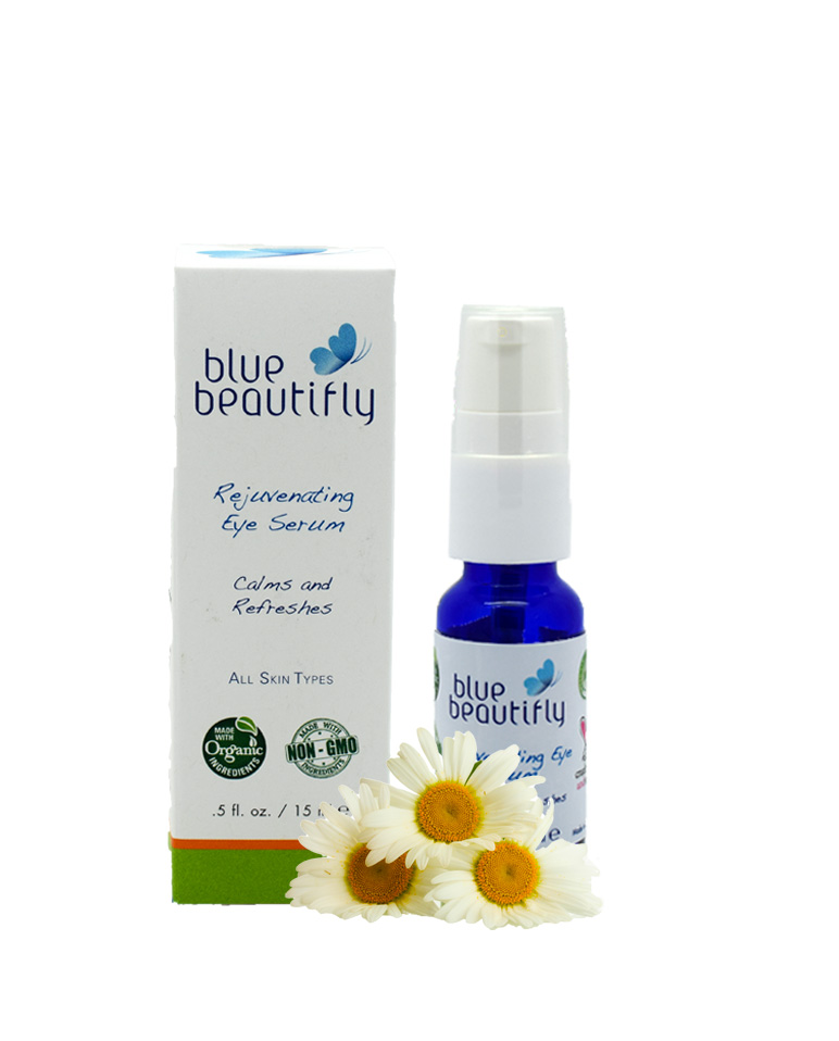 Blue Beautifly Омолаживающая сыворотка для области вокруг глаз, 15 млFS-00897 Blue Beautifly Омолаживающая сыворотка для области вокруг глаз, 15 млFS-00897Для всех типов кожи. Органическая сыворотка - это эффективное средство против старения кожи, содержит большое количество органических экзотических масел и растительных стволовых клеток. Она укрепляет, увлажняет и восстанавливает нежную кожу вокруг глаз. Ценные масла: Аргана, Граната, Облепихи, Таману, Миндаля, Абрикоса и Жожоба смягчают кожу, борются с морщинами и «гусиными лапками»,а экстракты Розы, Зеленого Кофе, Василька, Хвоща полевого и Очанки усиливают эффективность ухода за кожей- успокаивают, укрепляют и осветляют кожу вокруг глаз. Нежная ароматерапевтическая смесь эфирных масел Лаванды и розовой Герани уменьшает воспаление и восстанавливает кожу вокруг глаз.