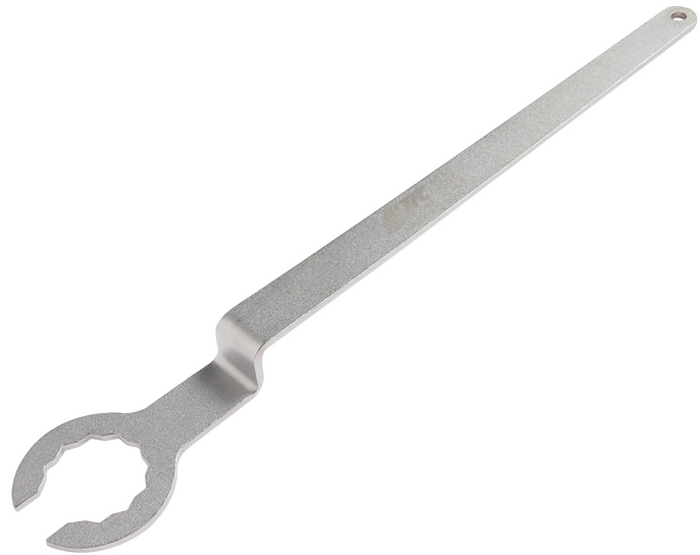 JTC Ключ для натяжного ролика VAG 4-цилиндр.двигат.1.0,1.2,1.4,1.6 (OEM T10499). JTC-4371CA-3505 JTC Ключ для натяжного ролика VAG 4-цилиндр.двигат.1.0,1.2,1.4,1.6 (OEM T10499). JTC-4371CA-3505Специально предназначен для натяжения ремня ГРМ.Размер: 30 мм.Применение: Фольксваген (Volkswagen), Ауди (Audi) (VAG) 4-цилиндровые 1.0, 1.2, 1.4, 1.6.Оригинальный номер: T10499.Габаритные размеры: 410/100/50 мм. (Д/Ш/В)Вес: 210 гр.