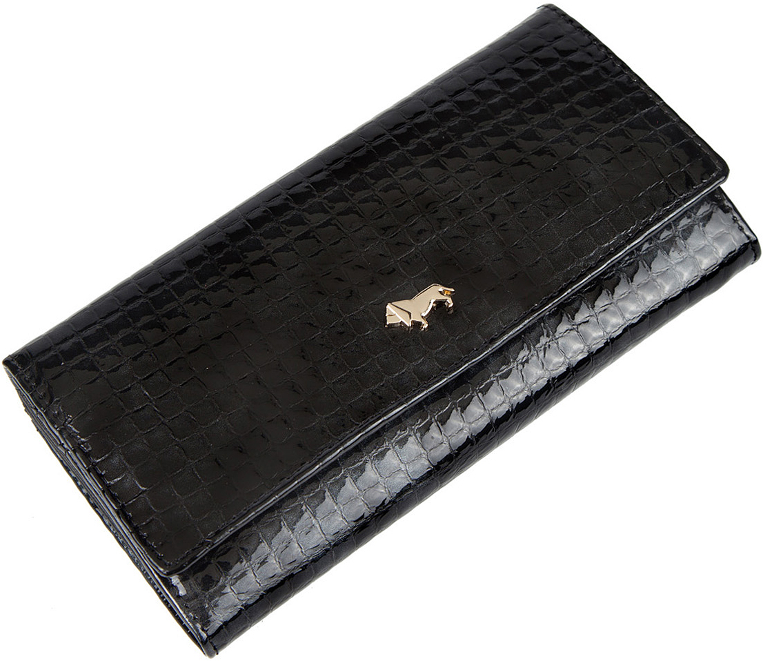 Кошелек женский Labbra, цвет: черный. L053-9010-177-080-06 Кошелек женский Labbra, цвет: черный. L053-9010-177-080-06Женский кошелёк торговой марки LABBRA из натуральной кожи. Модель закрывается на кнопку. В кошельке есть 3 не складывающихся отделения для крупных купюр. Отделение для мелочи - внутри, на молнии, имеет 2 отделения. Есть 6 отделений для кредитных и дисконтных карт, 1 карман на молнии и 2 открытых.