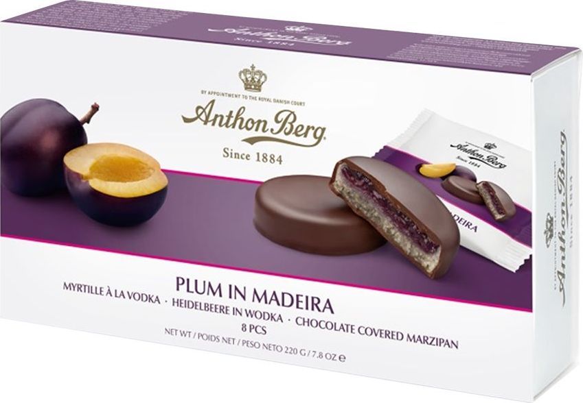 Anthon Berg шоколадные конфеты с марципаном клубника в шампанском, 220 г0120710 Anthon Berg шоколадные конфеты с марципаном клубника в шампанском, 220 г01207108 индивидуально упакованных десертов в пачке представляют собой диск с начинкой из нежнейшего марципана и джема с привкусом алкоголя, покрытый шоколадом. Каждый диск имеет индивидуальную обертку. В линейке 6 вкусов с различными наполнителями. Идеально подходит для неформального подарка. Прекрасное дополнение к чашке кофе или чая. Белки: 7 г, углеводы: 51 г, жиры: 23 г.