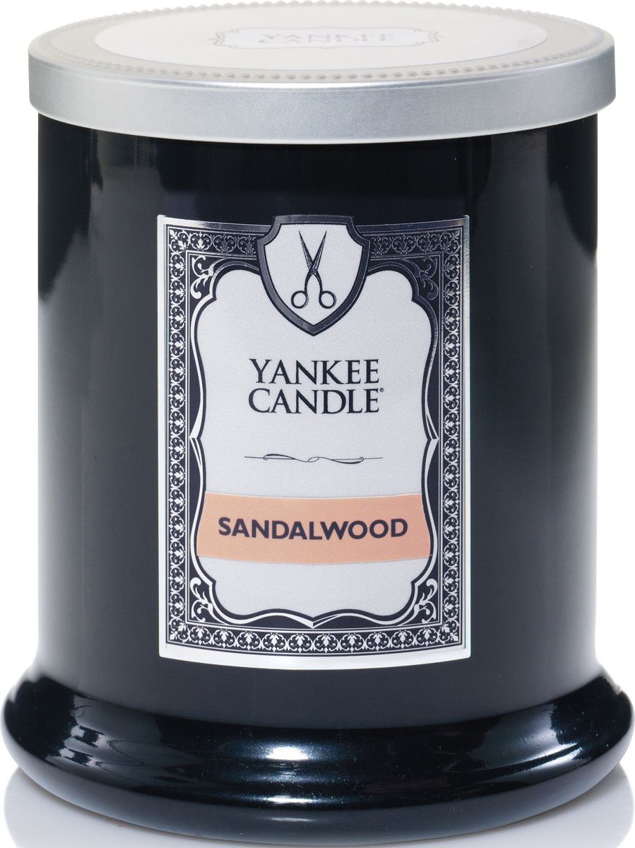 Ароматическая свеча Yankee Candle Barbershop Сандаловое дерево / Sandalwood, 45 чFS-80299 Ароматическая свеча Yankee Candle Barbershop Сандаловое дерево / Sandalwood, 45 чFS-80299Коллекция Barbershop от Yankee Candle для мужчин - это новинка сезона!Коллекция представлена в 5 ароматах, каждый из которых описывает своим ароматом один из запахов парикмахерской.Аромат SANDALWOOD- аромат сандалового дерева.Свеча выполнена в керамической банке.