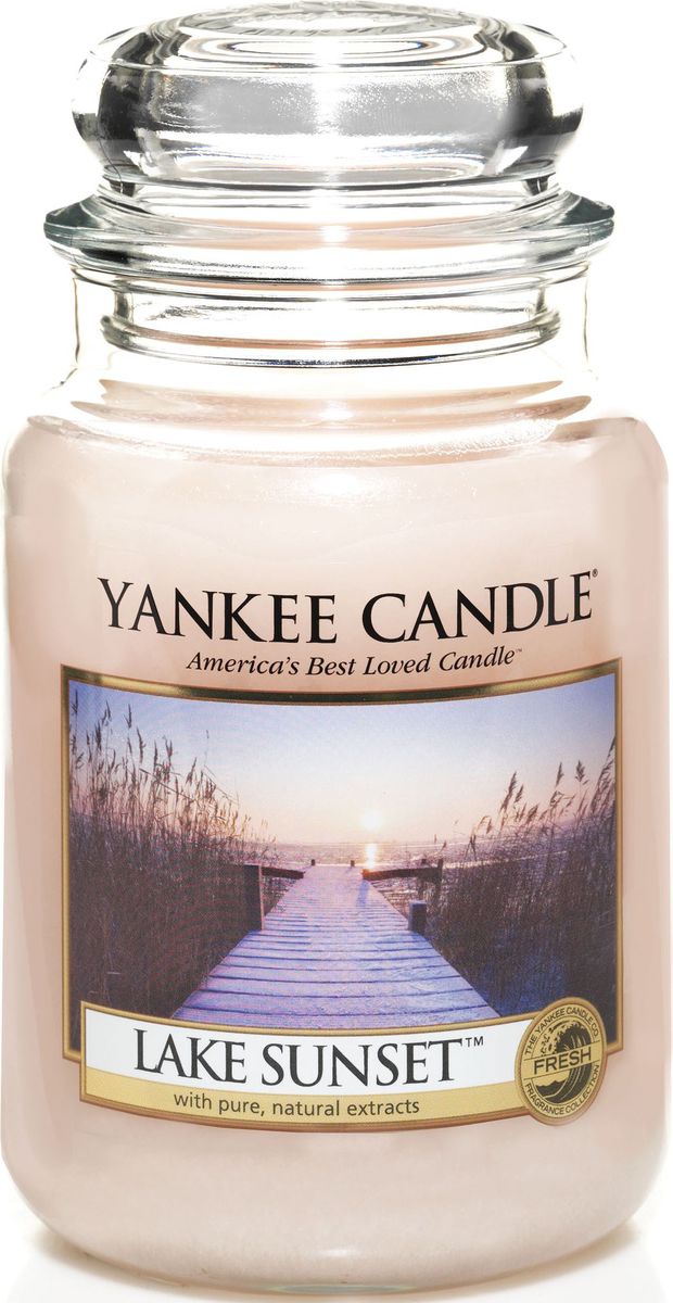 Ароматическая свеча Yankee Candle Закат на озере / Lake Sunset, 110-150 чRG-D31S Ароматическая свеча Yankee Candle Закат на озере / Lake Sunset, 110-150 чRG-D31SПотрясающе свежий и одновременно сладковатый и романтичный аромат, напоминающий лучи солнца перед закатом и отражающим свежесть воды.Верхние ноты: Ананас, Манго, Франжипани (Плюмерия), Груша, АпельсинСредние ноты: Озон, Пудровые, Цветочный, Ландыш, ФрезияБазовые ноты: Мускус, Древесные, Восточные, Ванильные, Сливочные Ноты, Пачули.