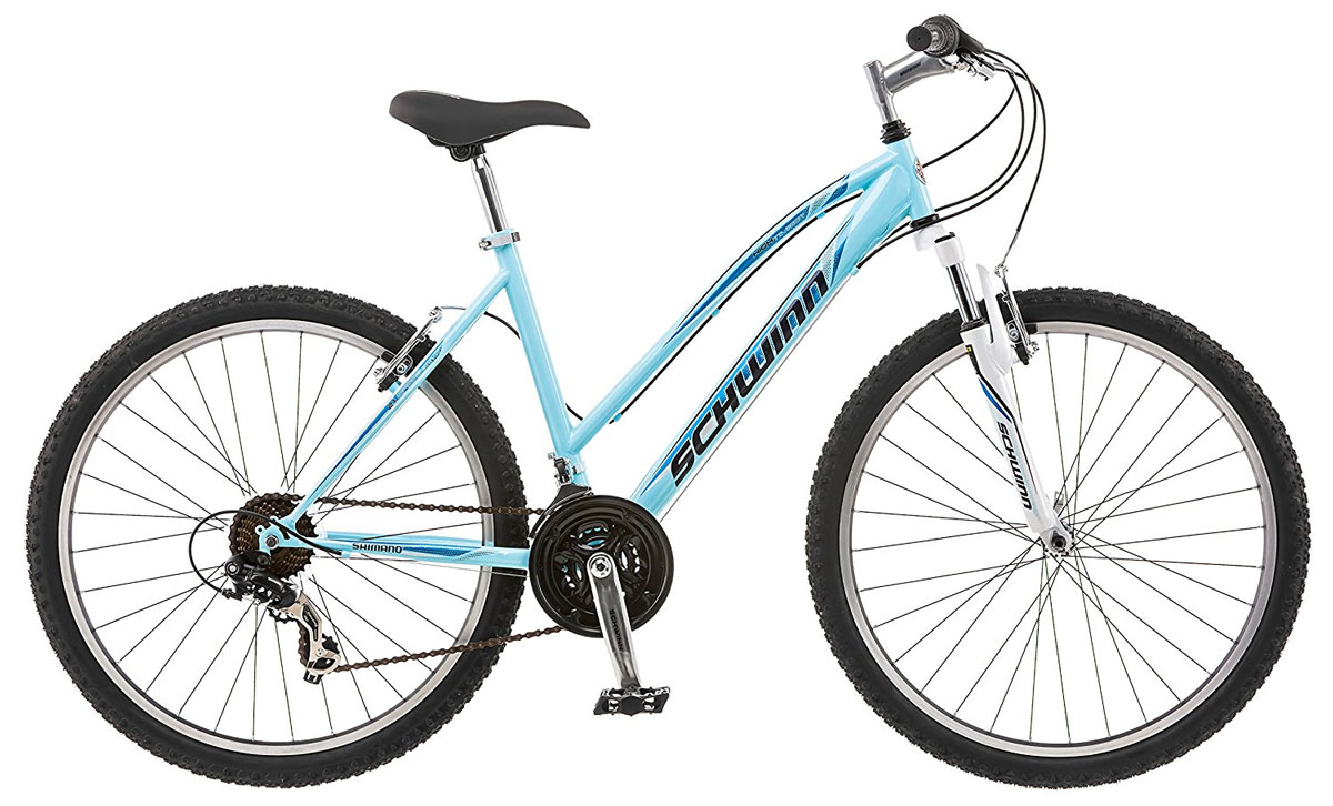 Велосипед горный Schwinn High Timber, женский, цвет: голубой, белый, рама 16, колеса 26MW-1462-01-SR серебристый Велосипед горный Schwinn High Timber, женский, цвет: голубой, белый, рама 16, колеса 26MW-1462-01-SR серебристыйSchwinn High Timber – это спортивный велосипед для девушек, предпочитающих активный отдых. Любите кататься по любым ландшафтам с комфортом, устойчивостью, маневренностью и главное безопасностью? Горный велосипед со спортивной посадкой станет верным спутником для любой прогулки. Этот оснащен амортизационной вилкой, которая отлично отрабатывает неровности и уменьшает вибрации на руле. Заниженная рама велосипеда размером 16 позволяет кататься в платье или сарафане и быстро спрыгнуть в непредвиденной ситуации.Прочная заниженная MTB рама размером 16.Амортизационная вилка с подпружиненными пыльниками.Простые в настройке и обслуживании ободные тормоза для любой погоды.Переключатели передач Shimano Tourney.21 скорость.Руль и седло регулируются по высоте и наклону.Защита цепи.Алюминиевые обода.Быстросъемные колеса на эксцентриковых осях.Подножка в комплекте.