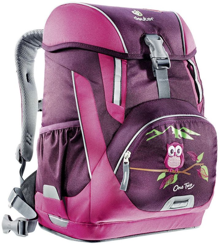 Deuter Ранец школьный OneTwo Сова72523WD Deuter Ранец школьный OneTwo Сова72523WDЭргономичная спинка рюкзака хорошо прилегает и равномерно распределяет вес, позволяя избежать чрезмерной нагрузки на спину.Регулируемый по высоте нагрудный ремень держит лямки на месте, гарантируя оптимальную свободу движений.Лямки специально адаптированы к потребностям детей: длина, ширина и эргономичная S-форма не только идеально прилегают, но и очень комфортны – не давят и не трут . Они следуют за каждым движением, обеспечивая равномерное распределение нагрузки.Надежный и прочный каркас даже при максимальной загрузке рюкзака.Съемный регулируемый набедренный пояс.Плотное днище и усиленная боковая конструкция позволяют школьным рюкзакам Deuter стоять вертикально.Основное отделение со встроенным карманом для папки;Светоотражающие элементы по кругу;Отделение для школьного расписания и линейки;Удобная для детей конструкция верхнего клапана;Фронтальный карман для ключей и различной мелочи;Эластичные боковые карманы с усиленными краями.
