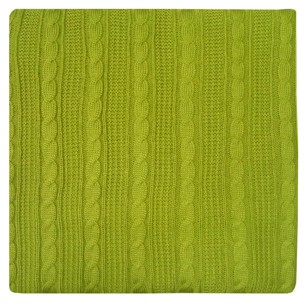 Плед Apolena Olive, 130 х 180 см1004900000360 Плед Apolena Olive, 130 х 180 см1004900000360Вязаный плед для кресла пригодится в любое время года. Плед выполнен из мягкой объемной пряжи с модным рисунком косы. Удобство, комфорт, стиль и экологичность в одном предмете.