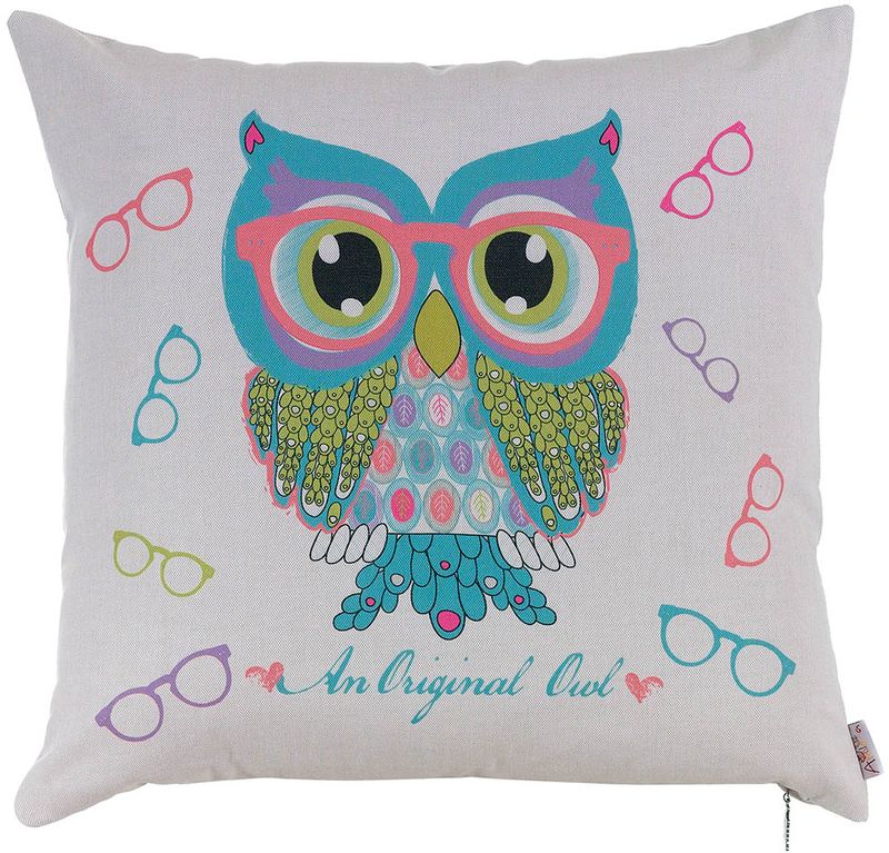 Наволочка декоративная Apolena Owlet, 43 х 43 см531-105 Наволочка декоративная Apolena Owlet, 43 х 43 см531-105Чехол для декоративной подушки выполнен из натуральной ткани с содержанием хлопка. Обратная сторона выполнена из такой же ткани в однотонном цвете-компаньоне, что позволяет менять декор в зависимости от настроения и других элементов пространства. Чехол имеет потайную молнию для внутренней подушки из экофайбера. Рекомендуется деликатная стирка и глажение с изнаночной стороны на среднем режиме.