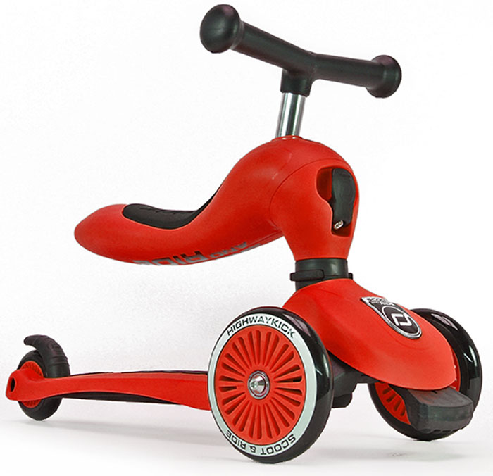 Самокат детский Scoot&Ride HighwayKick 1. Seat, 3-колесный, с сиденьем, цвет: красный1186512 Самокат детский Scoot&Ride HighwayKick 1. Seat, 3-колесный, с сиденьем, цвет: красный1186512Австрийская компания Scoot&Ride (Скут энд Райд), уже неоднократно побеждавшая в крупнейшей выставке ISPO (проходит в Германии) представляет новую разработку:Highway Kick 1 (Хайвэй Кик 1) = самокат-каталку-балансир.В данном инновационном продукте слились многие преимущества: стильный и современный европейский дизайн, функциональность, качественные материалы, безопасность.Highway Kick получил сертификат соответствия европейской безопасности EN71 и прошел множество международных тестов на качество.Ключевое отличие Хайвэй фрик от других самокатов с сиденьем:Сиденье не нужно куда-то убирать или носить в руках!Оно переворачивается вверх и становится частью рулевой колонки самоката, а рукоятки отщелкиваются и устанавливаются в верхнюю часть сиденья, что добавляет ему необычного, эффектного дизайна и сразу выделяет среди многих других.Такой вид рулевой колонки - уникален и очень зрелищно смотрится.Полноценный трехколесный самокат для детей от 1 года.Это первый трехколесный самокат для детей от одного года (в режиме каталки)!Без специального инструмента он превращается из каталки-балансира в самокат!Хайвэй Кик имеет самое низкое расстояние между полом и сиденьем, подходящее для детей от 12 месяцев. Это всего лишь 22,5 см. Чтобы переключиться из самоката в режим каталки нужно отжать спереди черный рычажок и повернуть рулевую колонкуПервое знакомство с самокатом возможно уже с 12 месяцев в форме каталки. Самокат трансформируется с помощью простого механизма в каталку и малыш, расположившись на сиденье отталкивается ножками, держась за руль.У Хайвэй фрик есть три положения высоты сиденья (и ручки самоката).Форма сиденья невероятно удобная, оно имеет достаточный размер и мягкую накладку.Максимальная нагрузка на сиденье имеет большой запас и достигает 20 кг. Самокат тестировался под нагрузкой с помощью специальных машин большое количество циклов. Самокат и каталка имеют модную систему поворотов с помощью наклонов. Это развивает у ребенка баланс и равновесие.Если ребенок пока еще неуверенно чувствует себя на самокате, то можно сколько угодно переключаться в режим каталки, чтобы набраться навыков. Самокат имеет уникальную функцию: Anti-tip-over (safety pad).Это специальный стоппер-блокиратор снизу передней части самоката.Он не дает самокату завалиться вперед более необходимого, предохраняя ребенка от падения. Самокат-каталка рассчитан для детей от 1 года до 5 лет. Это один качественный продукт на многие годы - высокая максимальная нагрузка в режиме самоката - 50 килограмм!И сиденье, и руль имеют три положения высоты.Highway Kick - это качественный продукт мирового уровня, разработанный австрийской компанией Скут энд Райд, который продается по всему миру!