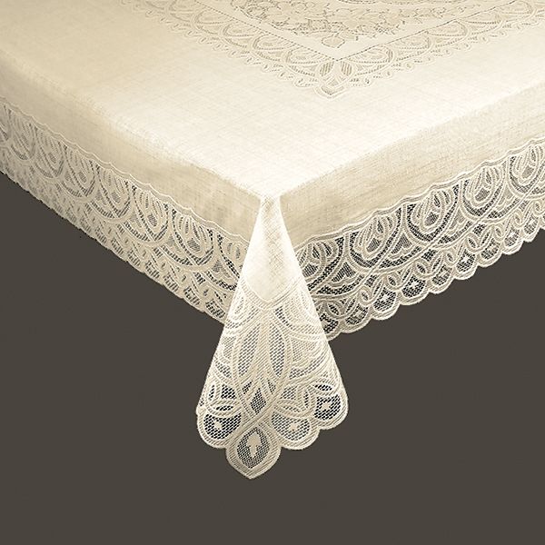Скатерть Towa Ажурная. Imperial, прямоугольная, 140 х 200 см5174 Скатерть Towa Ажурная. Imperial, прямоугольная, 140 х 200 см5174Эксклюзивная ажурная скатерть Towa с уникальным орнаментом в индивидуальной упаковке. Японская технология создания полотна отличается высочайшим качеством и высокой детализацией элементов орнамента. Материал не сминается и сохраняет форму, после сминания изделие принимает исходное состояние. Высокая детализация рисунка и тончайший материал изделия придают скатерти вид тонкотканного кружева, а по характеристикам такая скатерть превосходит классическую. Эта скатерть украсит не только любой праздничный стол, но может служить для ежедневного использования, так как не боится пятен, разлитых напитков, легко моется и быстро сохнет. Толщина пленки - 0,05 - 0,9 мм. Плотность -0,37 гр/м2.