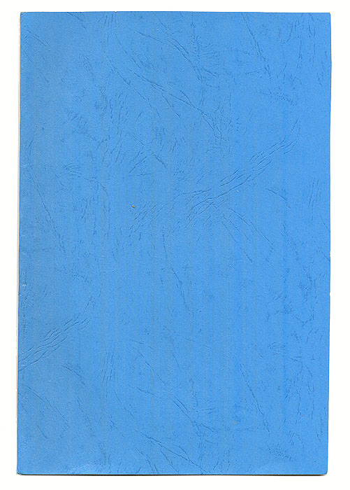 Рогоносцы в эпиграммах XVIII века0120710 Рогоносцы в эпиграммах XVIII века0120710Москва, 1906 год. Издание Императорского Общества Истории и Древностей Российских при Московском Университете. Владельческая обложка. Сохранность хорошая.Критическое отношение к действительности и как следствие этого протест против аномальных явлений семейной и общественной жизни до XVIII века в светской литературе сравнительно были редким явлением. Только с XVIII века, особенно с 1769 года - времени расцвета сатирической журналистики, число деятелей обличительной литературы значительно увеличилось, раздвинулись рамки сатиры, разнообразнее стали ее объекты. Это раскрепощение отразилось в разных литературных направлениях того времени. Бытовая жизнь XVIII века давала обильный материал для сатиры, и литература не осталась к этомравнодушной, мало того, она раскрыла перед читателем такие стороны интимной жизни людей, которые обычно не разрабатываются историй или совсем ею не затрагиваются: только мемуары и записки до известной степени восполняют этот пробел. Автор рассматривает один из уголков семейной жизни, который, как излюбленная тема сатирической литературы, красной полосой проходит по ней, - прелюбодеяние жен. Издание не подлежит вывозу за пределы Российской Федерации.