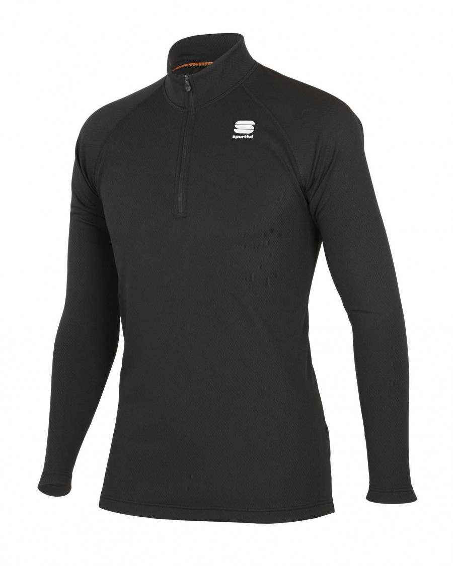 Кофта мужская Sportful, цвет: черный. 08 00185. Размер L (50)08 00185 Кофта мужская Sportful, цвет: черный. 08 00185. Размер L (50)08 00185Флисовое белье с пушистой внутренней поверхностью. За счет этого между бельем и телом образуется воздушная подушка, что обеспечивает максимальную теплоизоляцию. Для занятий спортом при очень низких температурах и спортом с пониженной двигательной активностью.- Мягкое, приятное в носке белье.- Плоские швы исключают натирание.- Воротник - стойка 7 см.- Молния до середины груди.