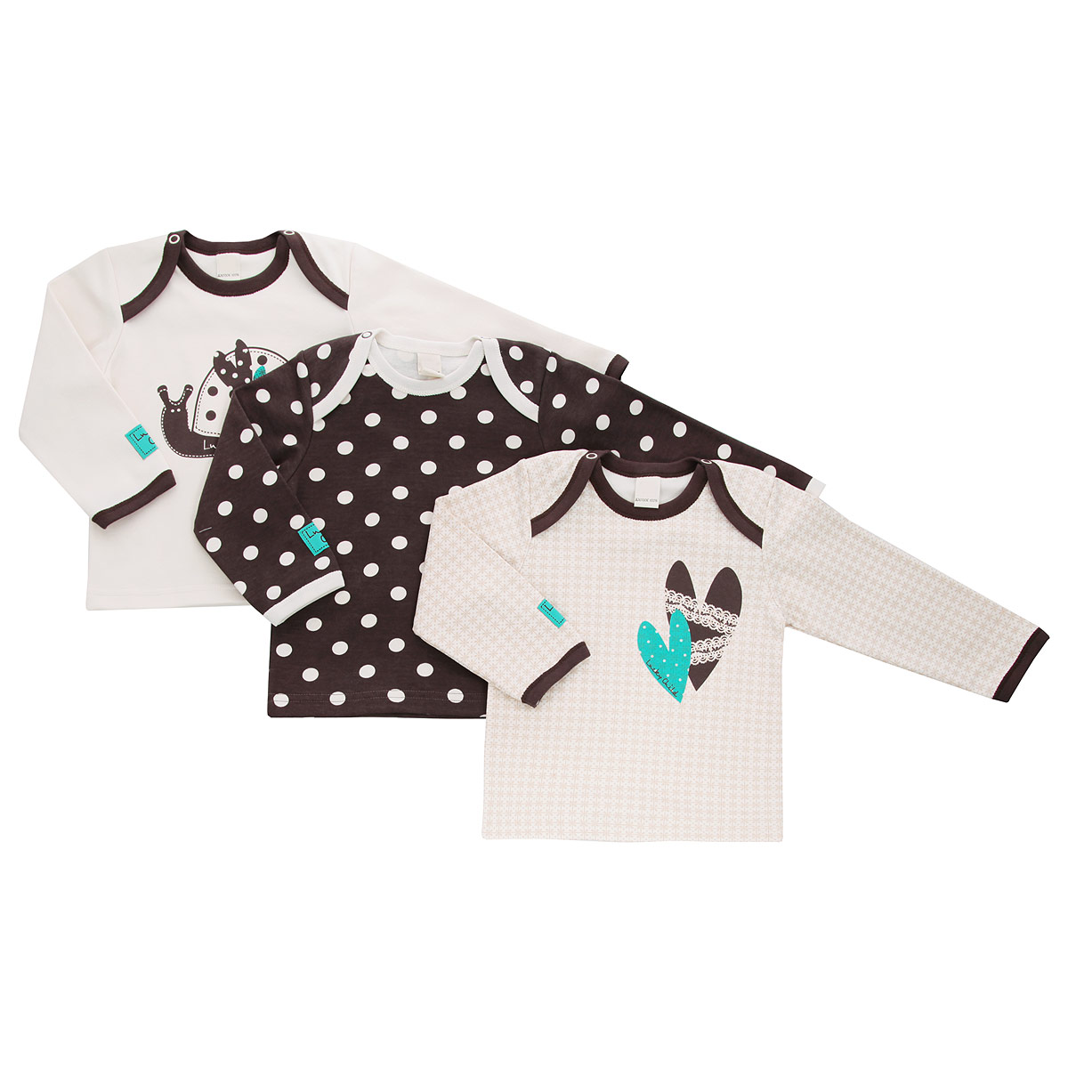 Кофточка Lucky Child Улитки, цвет: светло-бежевый, коричневый, 3 шт. 30-136. Размер 80/8630-136 Кофточка Lucky Child Улитки, цвет: светло-бежевый, коричневый, 3 шт. 30-136. Размер 80/8630-136Очаровательная детская кофточка Lucky Child Улитки идеально подойдет вашему ребенку. Изготовленная из натурального хлопка - интерлока, она необычайно мягкая и приятная на ощупь, не сковывает движения и позволяет коже дышать, не раздражает даже самую нежную и чувствительную кожу ребенка, обеспечивая ему наибольший комфорт. Кофточка с длинными рукавами и круглым вырезом горловины имеет удобные запахи на плечах и застежки-кнопки, что помогает с легкостью переодеть ребенка.В комплект входят три кофточки: одна оформлена гороховым принтом, другая - принтом с изображением улитки и третья - орнаментом, а также притом с изображением сердечек. Изделия украшены небольшой нашивкой с названием бренда. Низ рукавов, горловина и запахи дополнены контрастной бейкой.В таких кофточках ваш ребенок будет чувствовать себя комфортно, уютно и всегда будет в центре внимания!