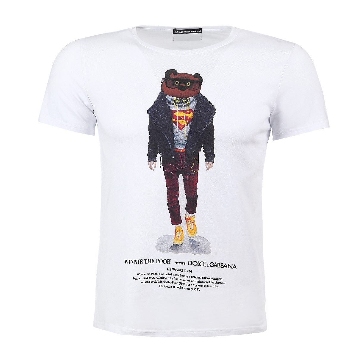 Футболка мужская Alexander Konasov Winnie Pooh Wears, цвет: белый. 20190240140. Размер M (48)Winnie Pooh Wears Футболка мужская Alexander Konasov Winnie Pooh Wears, цвет: белый. 20190240140. Размер M (48)Winnie Pooh WearsСтильная мужская футболка Alexander Konasov, выполненная из высококачественного мягкого хлопка с небольшим добавлением лайкры, обладает высокой теплопроводностью, воздухопроницаемостью и гигроскопичностью, позволяет коже дышать. Модель с короткими рукавами и круглым вырезом горловины спереди оформлена принтом с изображением Винни Пуха в ярких кедах и различными надписями. Эта футболка - идеальный вариант для создания эффектного образа. Все изделия бренда Alexander Konasov кроятся только по лекалам из высококачественной ткани, идеально сидят на фигуре, после стирки не деформируются.