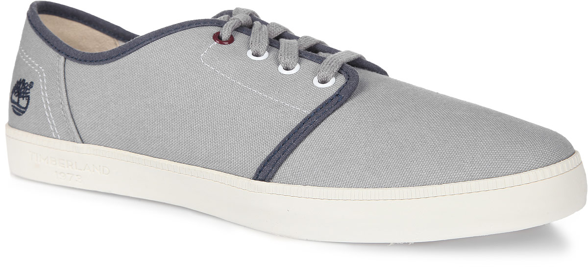 Кеды мужские Timberland Newport Bay Canvas Plain Toe Oxford, цвет: серый. TBLA16F1M. Размер 10,5 (43,5)TBLA16F1M Кеды мужские Timberland Newport Bay Canvas Plain Toe Oxford, цвет: серый. TBLA16F1M. Размер 10,5 (43,5)TBLA16F1MМодные мужские кеды Newport Bay Canvas Plain Toe Oxford от Timberland заинтересуют вас своим дизайном с первого взгляда! Модель изготовлена из прочного текстиля и оформлена на задней поверхности вышитым логотипом бренда. Шнуровка прочно зафиксирует обувь на вашей ноге. Стелька из материала EVA с текстильной поверхностью обеспечивает комфорт и амортизацию при движении. Рифление на подошве гарантирует идеальное сцепление с поверхностью. Стильные кеды займут достойное место в вашем гардеробе.
