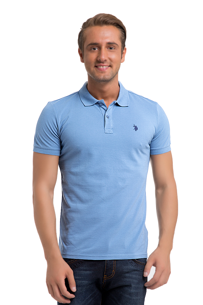 Поло мужское U.S. Polo Assn., цвет: светло-синий. G081GL0110GTP04IY6_MV0083. Размер XS (42/44)G081GL0110GTP04IY6_MV0083 Поло мужское U.S. Polo Assn., цвет: светло-синий. G081GL0110GTP04IY6_MV0083. Размер XS (42/44)G081GL0110GTP04IY6_MV0083Стильная мужская футболка-поло U.S. Polo Assn., выполненная из высококачественного хлопка, обладает высокой теплопроводностью, воздухопроницаемостью и гигроскопичностью, позволяет коже дышать.Модель с короткими рукавами и отложным воротником - идеальный вариант для создания оригинального современного образа. Сверху футболка-поло застегивается на две пуговицы. Воротник и низ рукавов выполнены из трикотажной резинки. Модель оформлена на груди небольшой вышивкой.