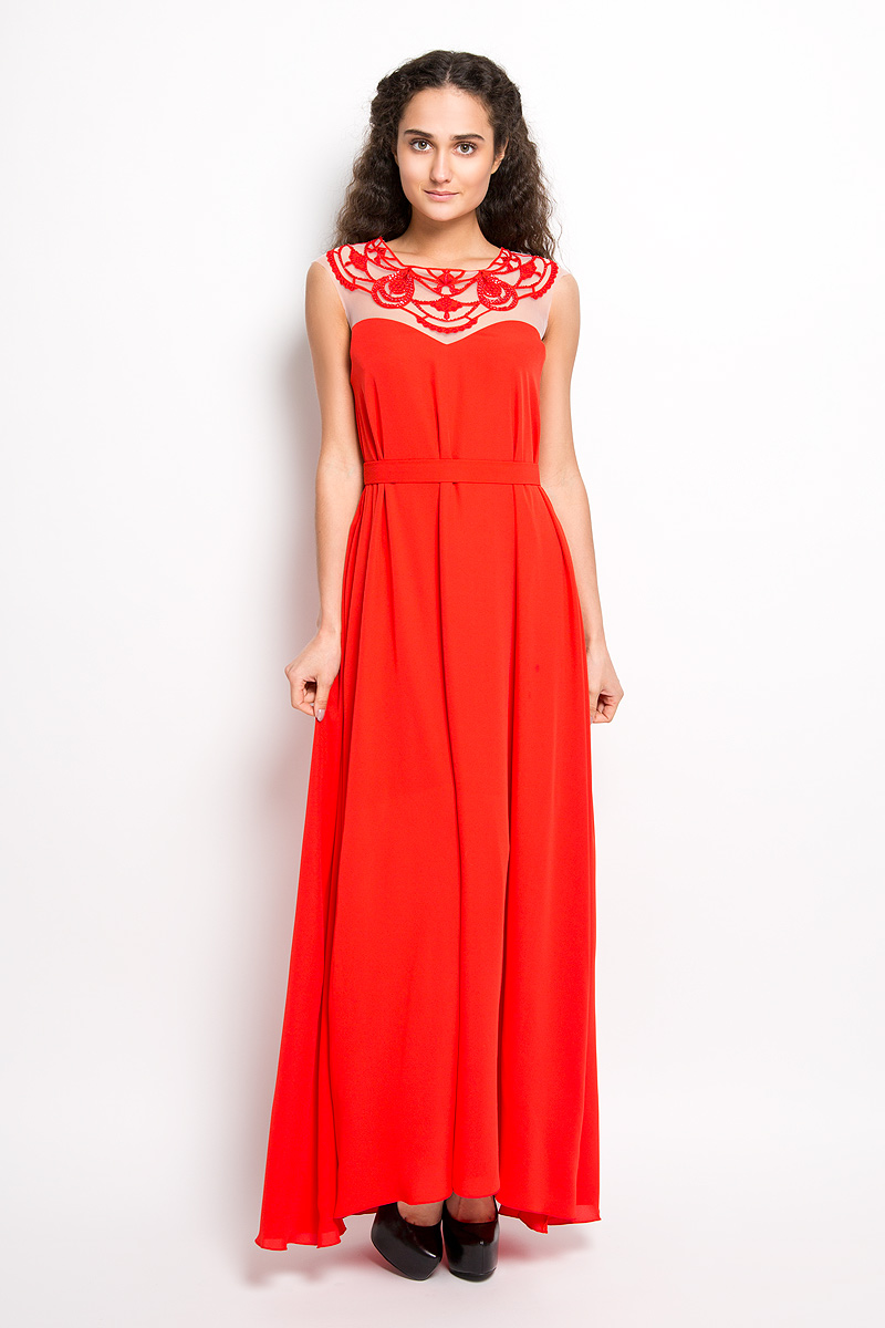 Платье Seam, цвет: красный. 4390_404. Размер XL (50)4390_404 Платье Seam, цвет: красный. 4390_404. Размер XL (50)4390_404Стильное платье Seam, выполненное из струящегося легкого материала, подчеркнет ваш уникальный стиль и поможет создать оригинальный женственный образ. Платье-макси с круглым вырезом горловины без рукавов придется вам по душе. Верхняя часть модели оформлена вставкой из сетчатого материала телесного цвета и оригинальной вышивкой дополненной бисером. Плате дополнено небольшим поясом. Такое платье станет стильным дополнением к вашему гардеробу.