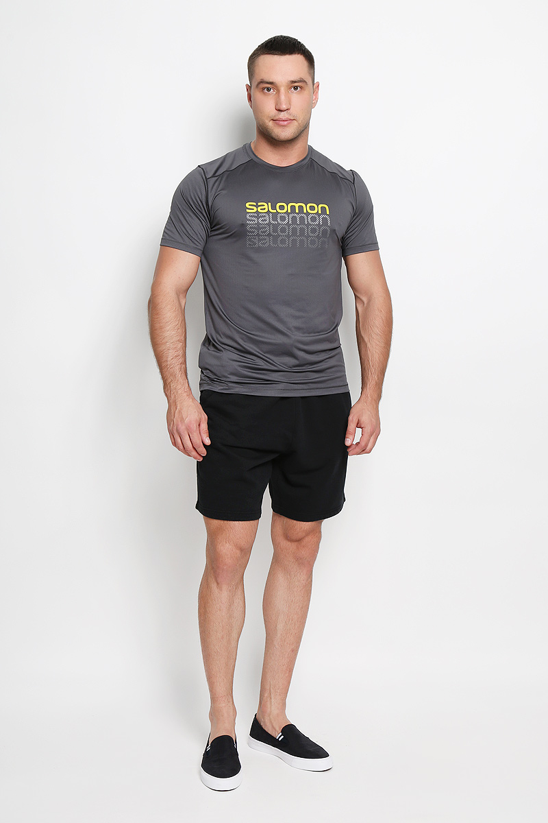 Футболка для бега мужская Salomon Cosmic Logo, цвет: серый. L38077400. Размер XL (56/58)L38077400 Футболка для бега мужская Salomon Cosmic Logo, цвет: серый. L38077400. Размер XL (56/58)L38077400Мужская футболка для бега Salomon Cosmic Logo, выполненная из легкой дышащей ткани с антимикробным покрытием, защищает от ультрафиолета. и Оригинальный крой с плоскими швами исключает риск натирания. Такая футболка прекрасно подойдет для летнего отдыха или тренировок. Модель с короткими рукавами и круглым вырезом горловины оформлена логотипом бренда. Такая модель подарит вам комфорт в течение всей тренировки и послужит замечательным дополнением к вашему спортивному гардеробу.