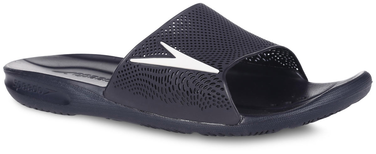 Шлепанцы мужские Speedo Atami II Max Am, цвет: темно-синий. 8-090607879-7879. Размер 10 (44,5)8-090607879-7879 Шлепанцы мужские Speedo Atami II Max Am, цвет: темно-синий. 8-090607879-7879. Размер 10 (44,5)8-090607879-7879Комфортные мужские шлепанцы от Speedo Atami II Max Am не оставят вас равнодушным. Верх изделия выполнен из термополиуретана и оформлен логотипом бренда и перфорацией, благодаря которой быстро удаляется влага и обеспечивается дополнительная вентиляция. Подошва выполнена из материала ЭВА, который имеет пористую структуру, обладает великолепными теплоизоляционными и морозостойкими свойствами, 100% водонепроницаемостью, придает обуви амортизационные свойства, мягкость при ходьбе, устойчивость к истиранию подошвы. Текстильная подкладка предотвратит натирание. Специальный рисунок подошвы как с внутренней, так и с внешней сторон, гарантирует оптимальное сцепление при ходьбе как по сухой, так и по влажной поверхности. Модные шлепанцы покорят вас своим дизайном и удобством!