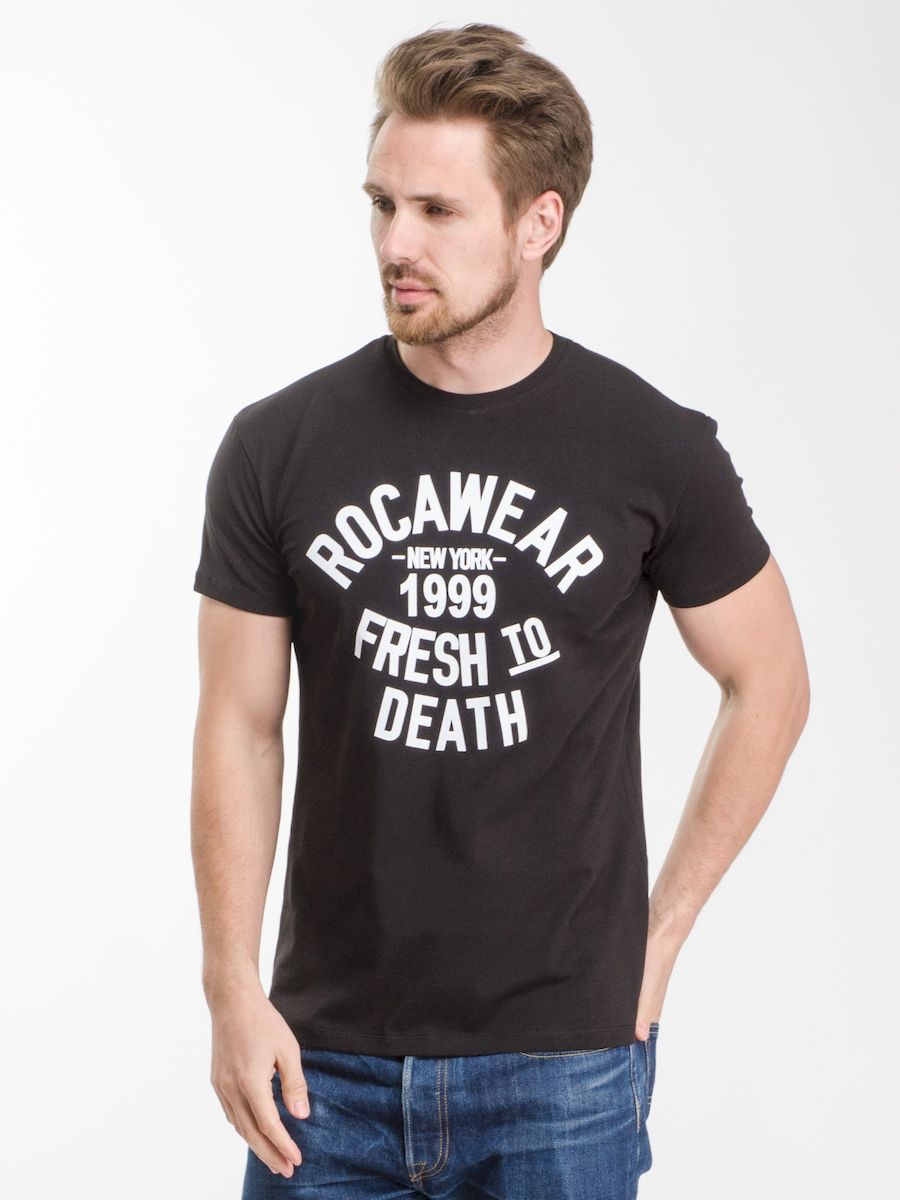 Футболка мужская Rocawear, цвет: черный. R0216Т14. Размер XXL (54)R0216Т14 Футболка мужская Rocawear, цвет: черный. R0216Т14. Размер XXL (54)R0216Т14Мужская футболка Rocawear свободного кроя с круглым вырезом горловины и короткими рукавами изготовлена из эластичного хлопка. Спереди модель декорирована контрастным принтом в виде надписи Rocawear fresh to death, который выгодно подчеркнет яркость и оригинальность вашего образа.