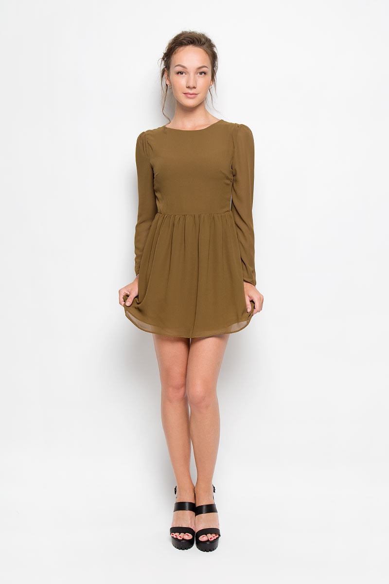 Платье Glamorous, цвет: оливковый. CK2061 OLIVE. Размер S (44)CK2061 OLIVE Платье Glamorous, цвет: оливковый. CK2061 OLIVE. Размер S (44)CK2061 OLIVEЭлегантное и невероятно легкое платье Glamorous, выполненное из полупрозрачного материала, преподносит все достоинства женской фигуры в наиболее выгодном свете. Модель с круглым вырезом горловины и длинными рукавами на спинке застегивается на скрытую застежку-молнию и дополнительно на пуговицу. Втачные рукава чуть присборены в верхней части канта. Благодаря свойствам используемого материала изделие практически не сминается. Это стильное платье станет отличным дополнением к вашему гардеробу!