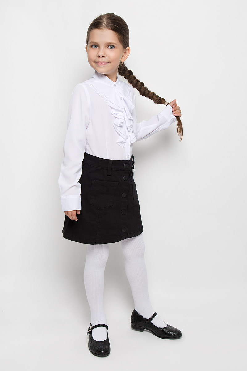 Блузка для девочки Orby School, цвет: белый. 64146_OLG, вар.1. Размер 152, 10-11 лет64146_OLG, вар.1 Блузка для девочки Orby School, цвет: белый. 64146_OLG, вар.1. Размер 152, 10-11 лет64146_OLG, вар.1Элегантная блузка для девочки Orby School идеально подойдет для школы. Изготовленная из полиэстера с добавлением вискозы и эластана, она необычайно мягкая, легкая и приятная на ощупь, не сковывает движения и позволяет коже дышать, не раздражает даже самую нежную и чувствительную кожу ребенка, обеспечивая наибольший комфорт.Блузка с воротником-стойкой и длинными рукавами застегивается на пуговицы по всей длине. Низ рукавов дополнен широкими манжетами. Модель спереди оформлена жабо.Такая блузка - незаменимая вещь для школьной формы, отлично сочетается с юбками, брюками и сарафанами. Эта модель всегда выглядит великолепно!